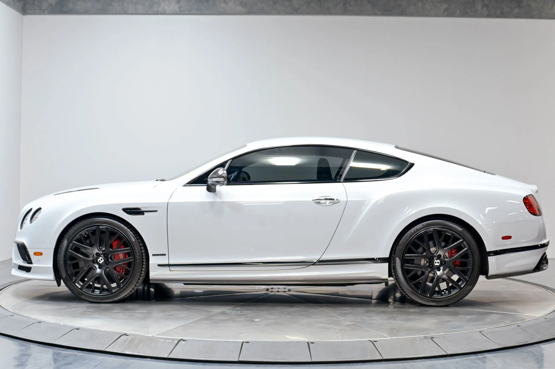 mph024_1076736157_Used_2017_Bentley_Continental_GT_Supersports_1782757746_811b15a343