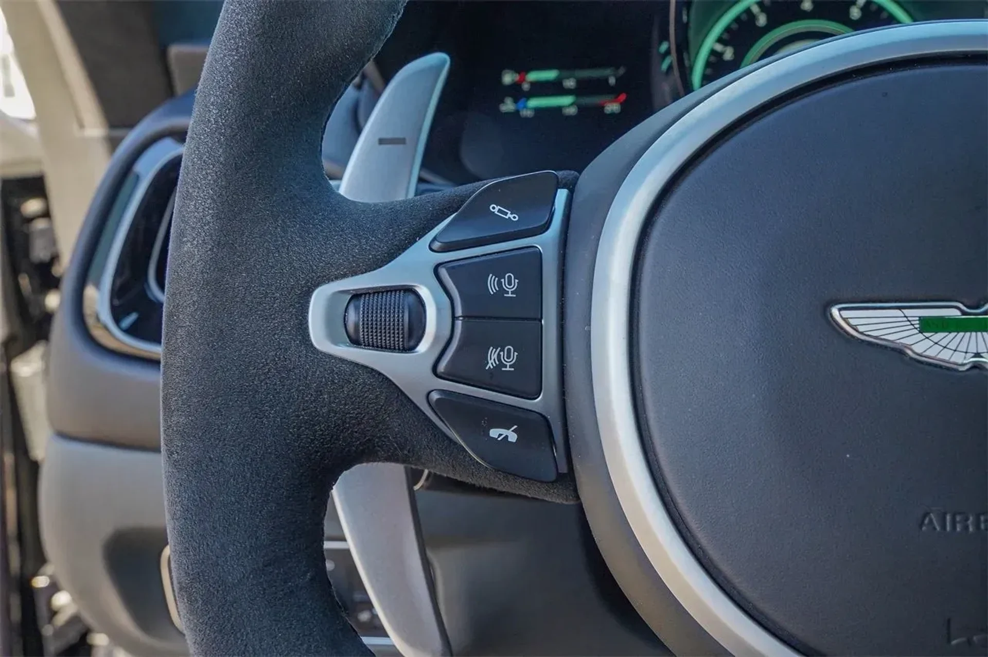 mph024_107708296_6a36fb909b2444ffb755deee75ed8a1e_1d77a1619e