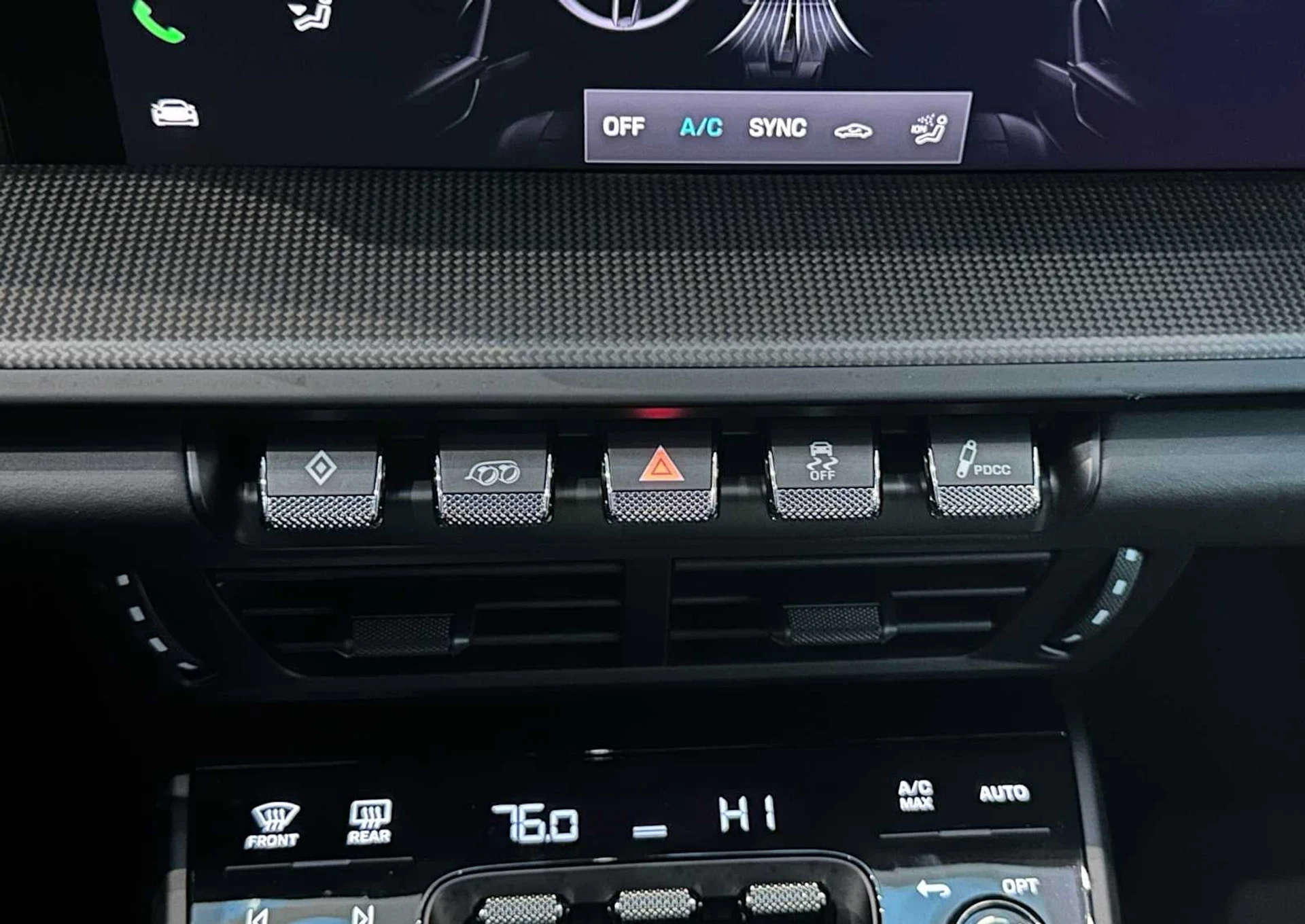 mph024_1079602685_25_15e8eea62e