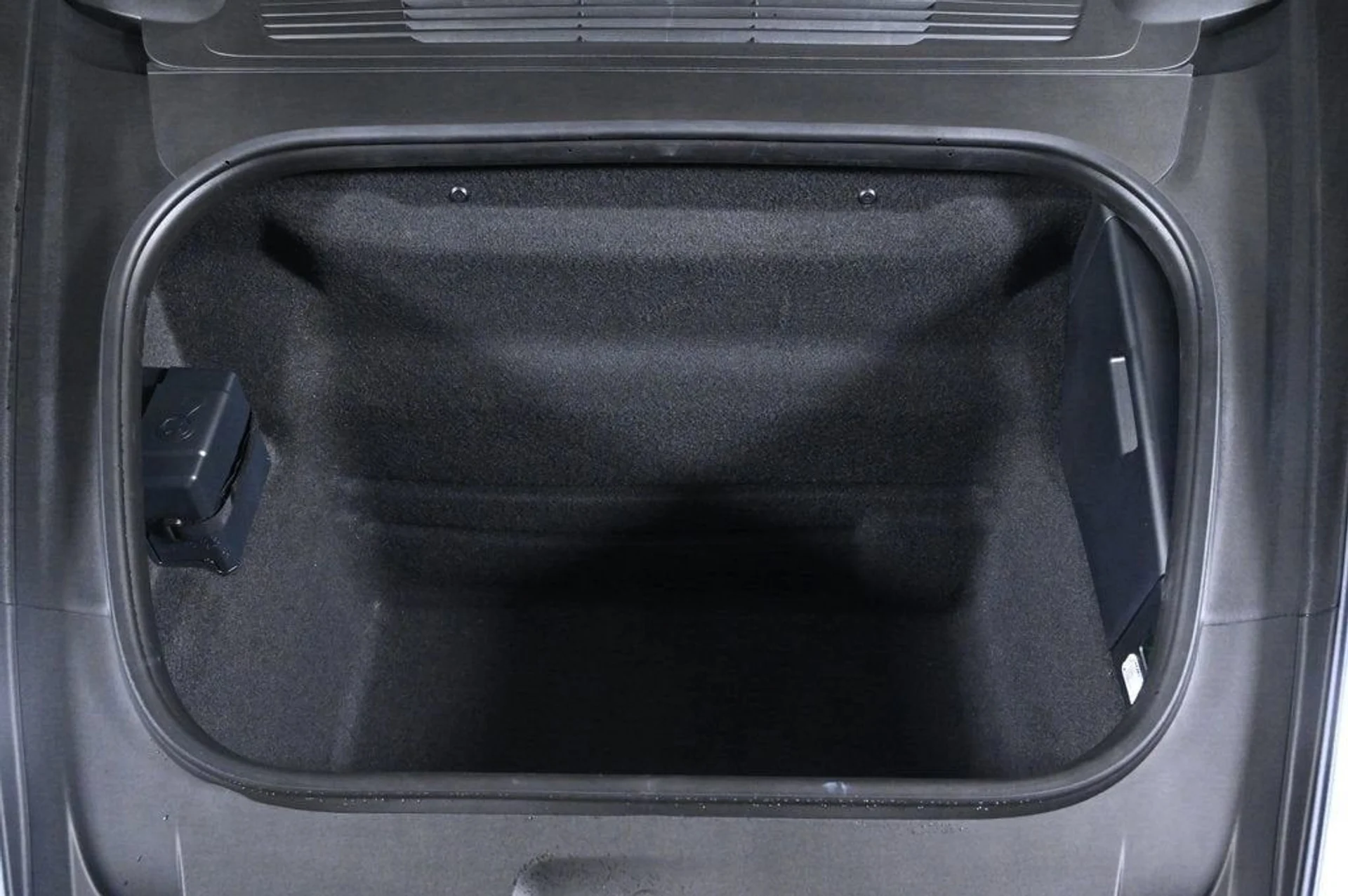 mph024_1082816790_8d0c5eba9ab0473dab03247e3a8d7a40_297e777f6b