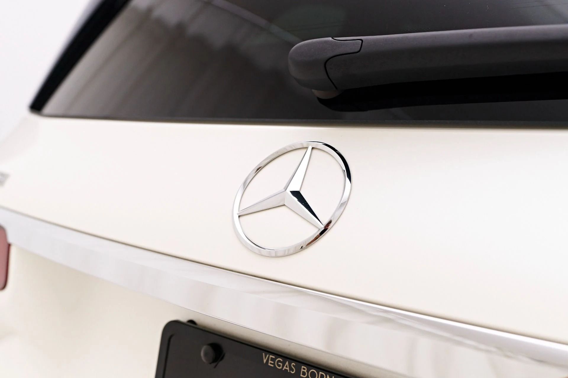 mph024_1085165502_Used_2024_Mercedes_Benz_GLS_Maybach_GLS_600_1754358842_6d58731f56