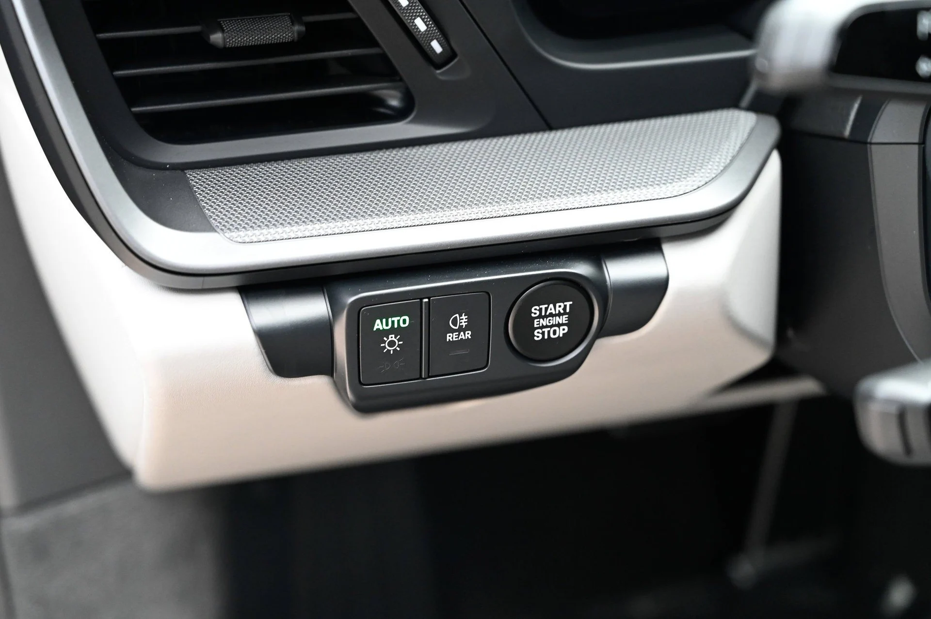 mph024_1095255544_bbf72744aa1a4f5dae586cd12ead4acd_e5d24df668