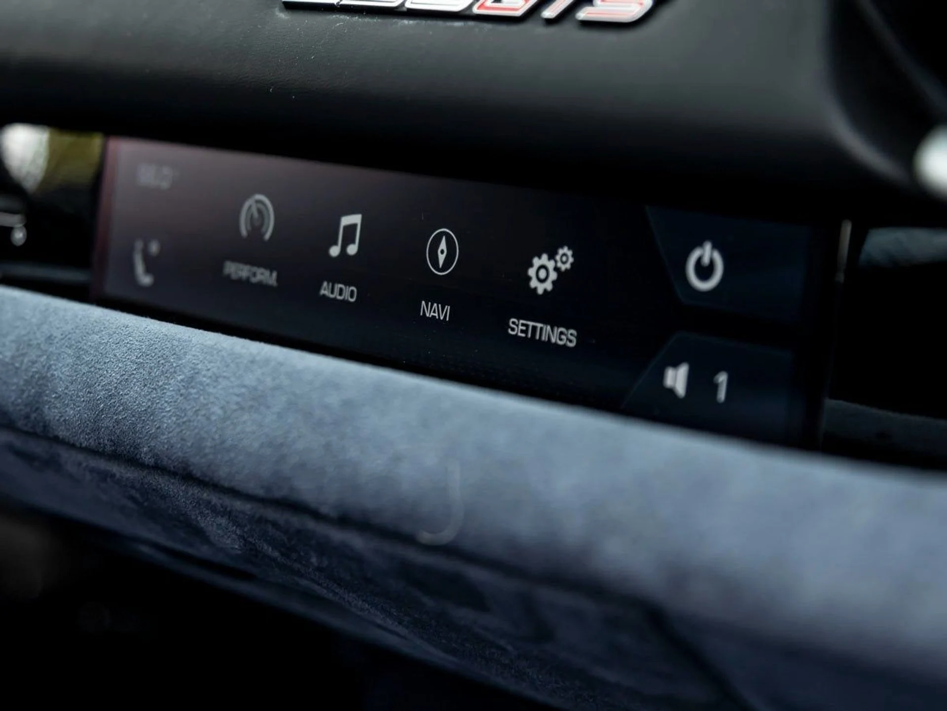 mph024_1099928084_25_5501fc6677