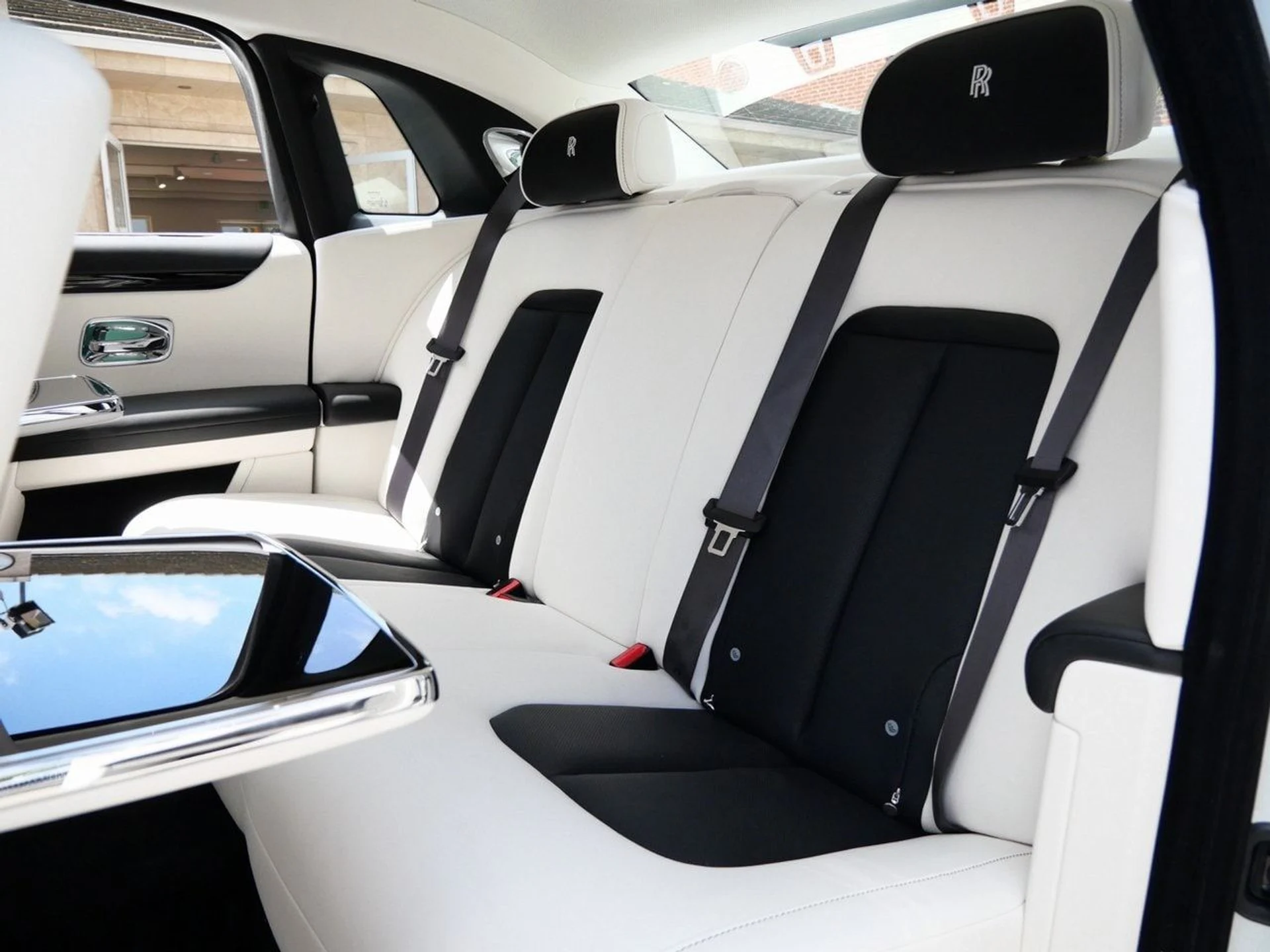 mph024_1103206711_93418e82a454bf5c6f6680008c09be61x_7e8a28183e