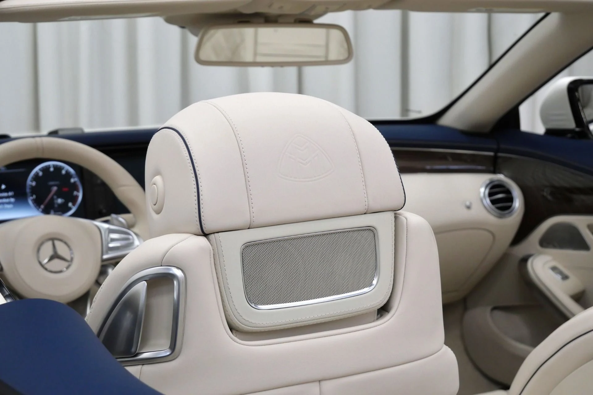 mph024_110475409_Used_2017_Mercedes_Benz_Mercedes_Maybach_S650_Cabriolet_1758656467_ce39977933