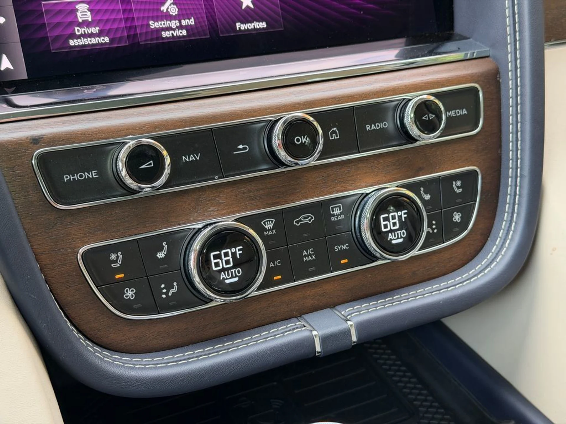 mph024_110545155_e6907cacb02d48bbaff51d92bd4c1e25_793cac95b6