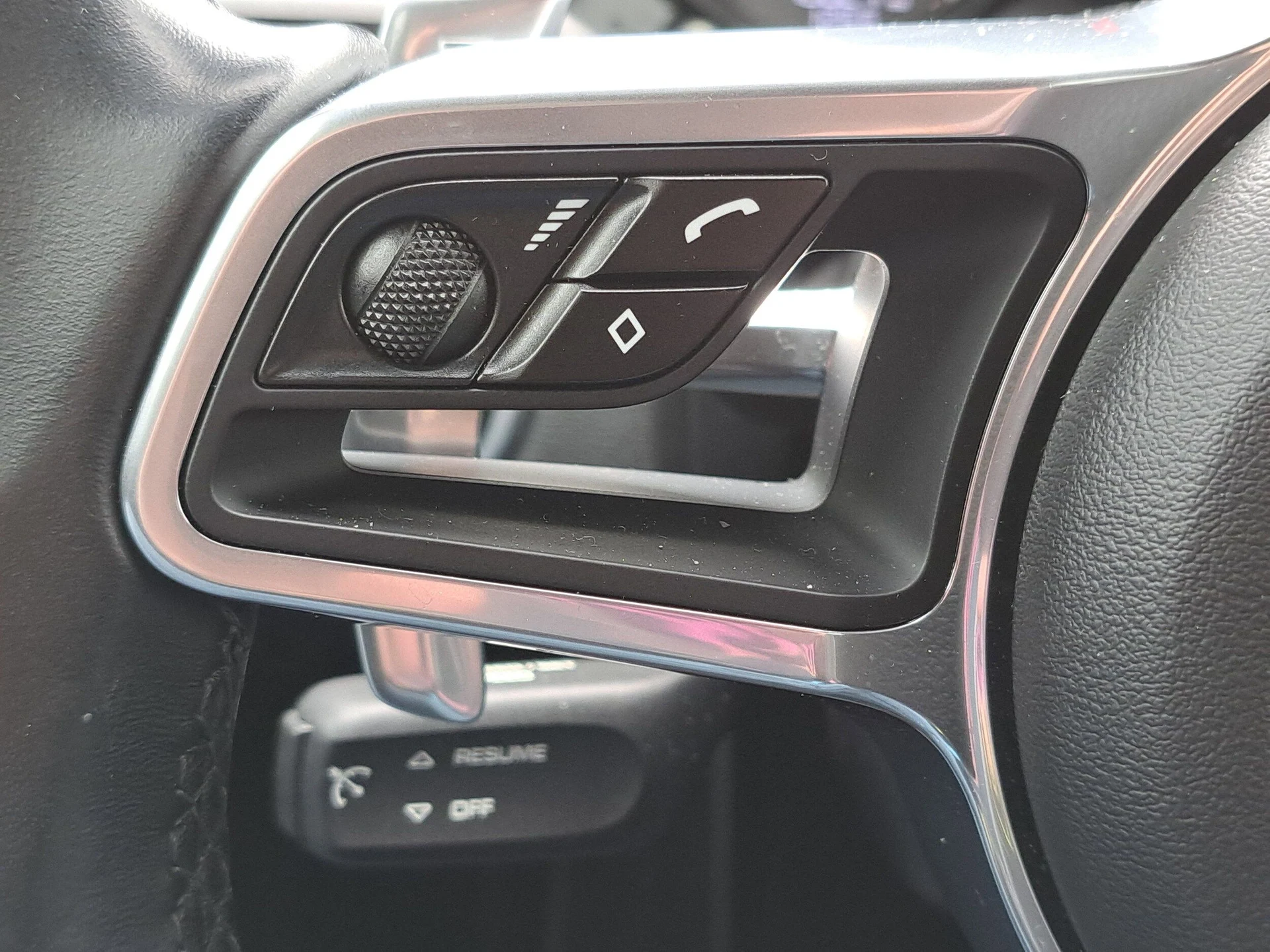 mph024_1114364591_fad005c1612cd92c9524b979d165afacx_4bb45dc87e