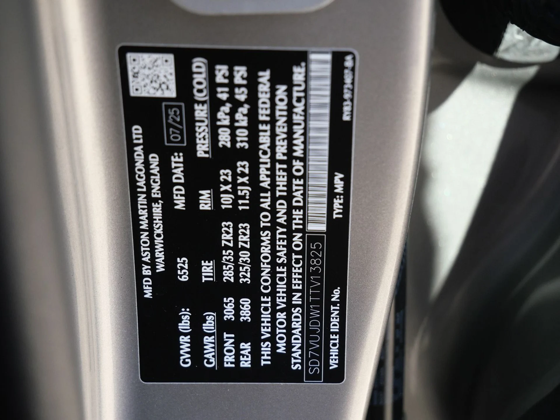 mph024_111968636_f4cfd45cba2e614e919b7b9dd56925ebx_377092c0ae