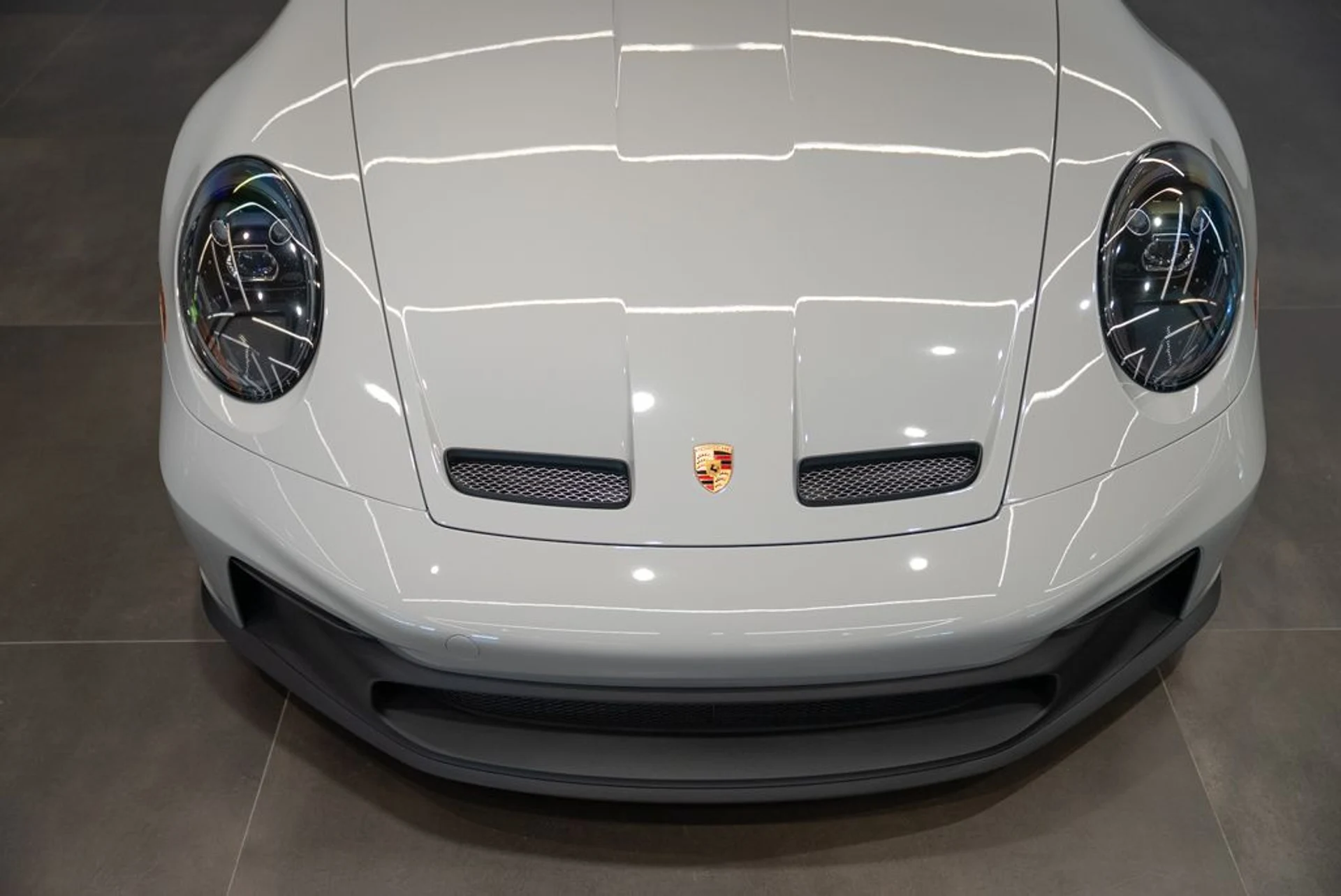 mph024_1123339333_porsche_911_2022_d8590d5a37
