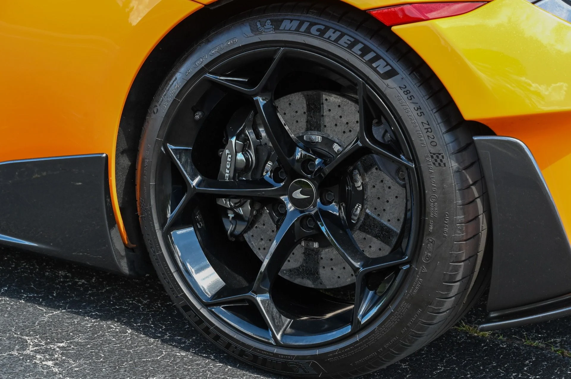 mph024_113156256_Used_2020_Mc_Laren_600_LT_Spider_1743105596_7ed1b63b7c