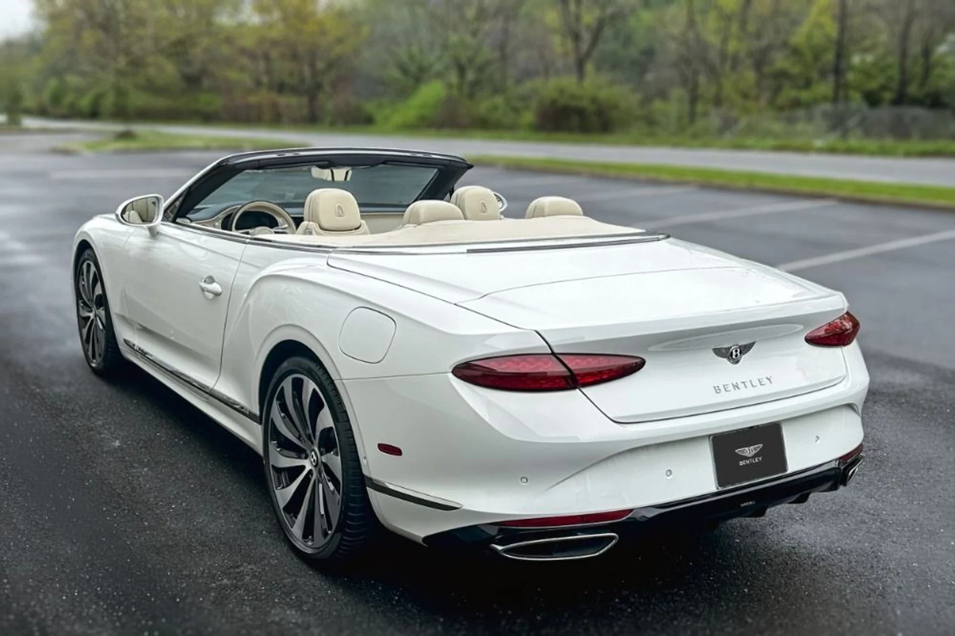 mph024_1131969831_New_2026_Bentley_Continental_GT_GTC_1777983733_d86bdb7b11