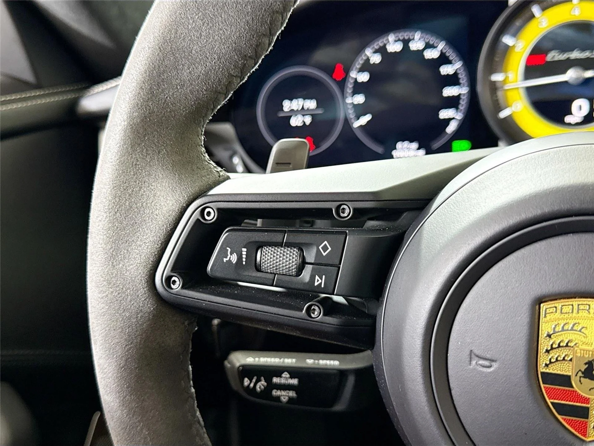 mph024_1132565606_f9a24df90a65d6db6eb8730433e89251_1571540208