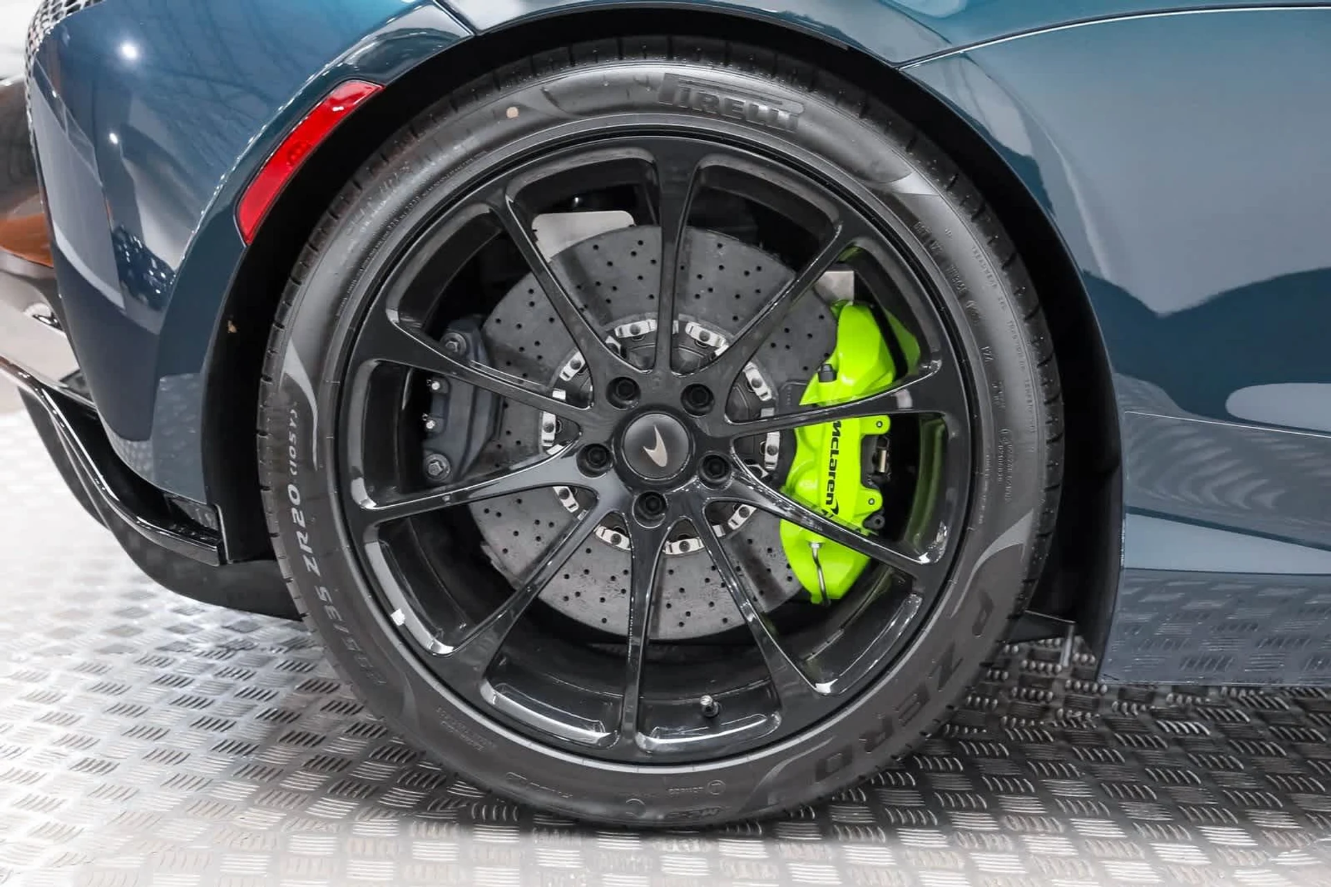 mph024_1141105838_25_6a3849fb16