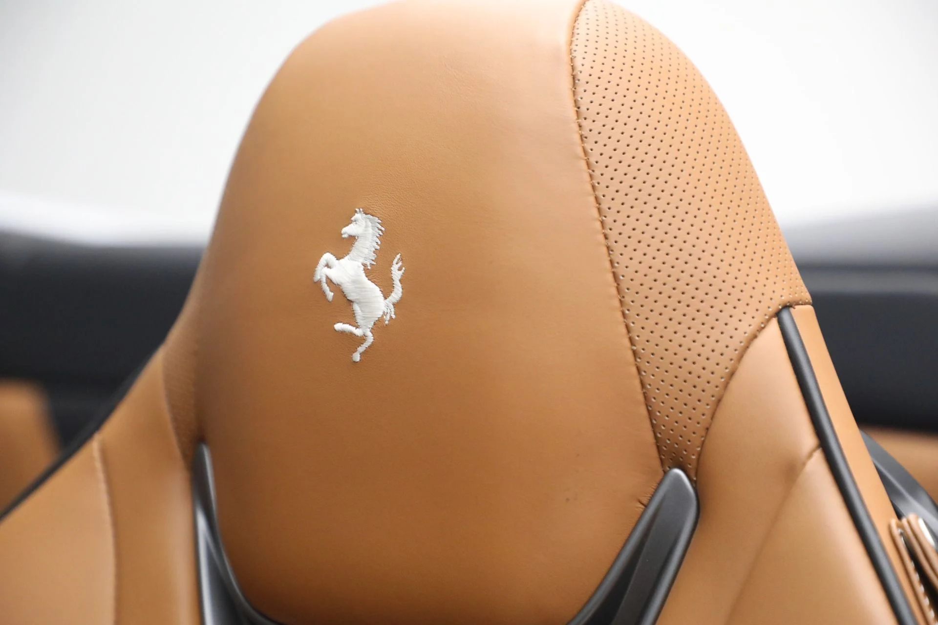 mph024_1144281884_Used_2023_Ferrari_Portofino_M_1778360641_d44f44e260