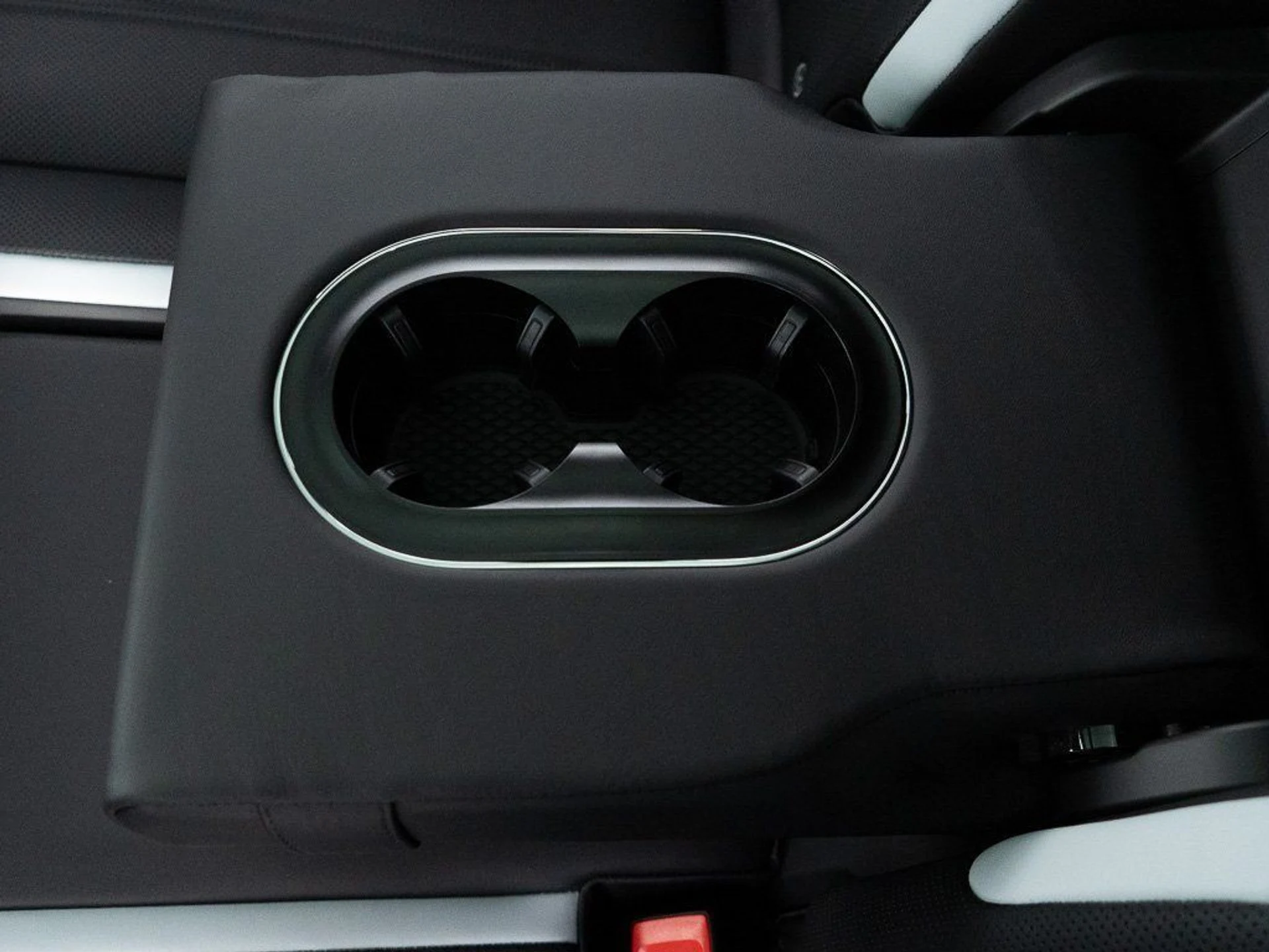 mph024_114525606_84239ebe705461956e62a4dcc48e292e_0eee838a63