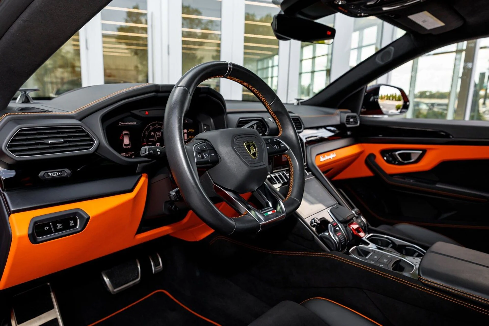 mph024_114739904_cd2c6a237ddfb2182ceb60f3e69c92fex_c2f6c32367