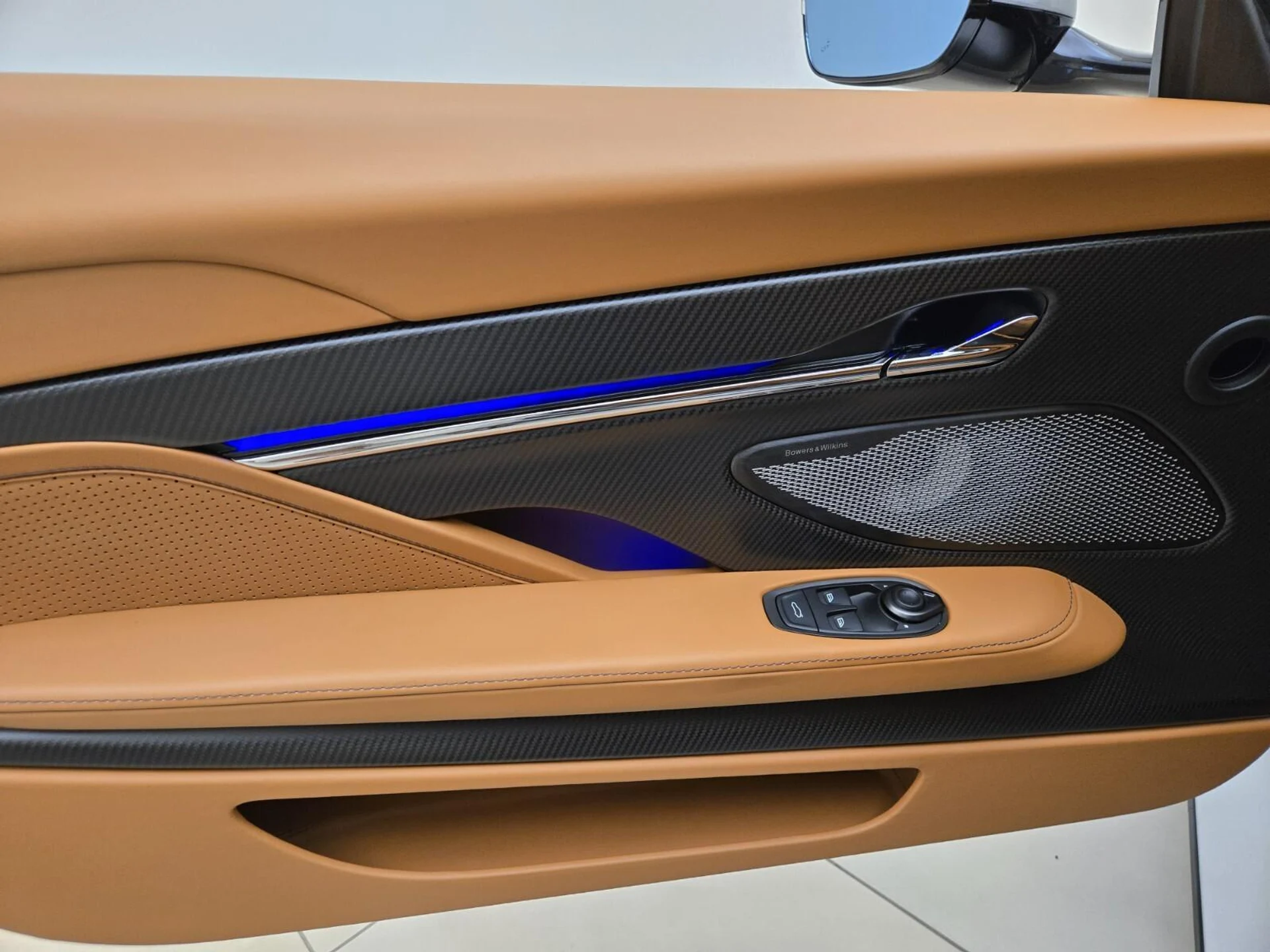 mph024_114864574_New_2026_Aston_Martin_DB_12_1787289722_f73532fb42