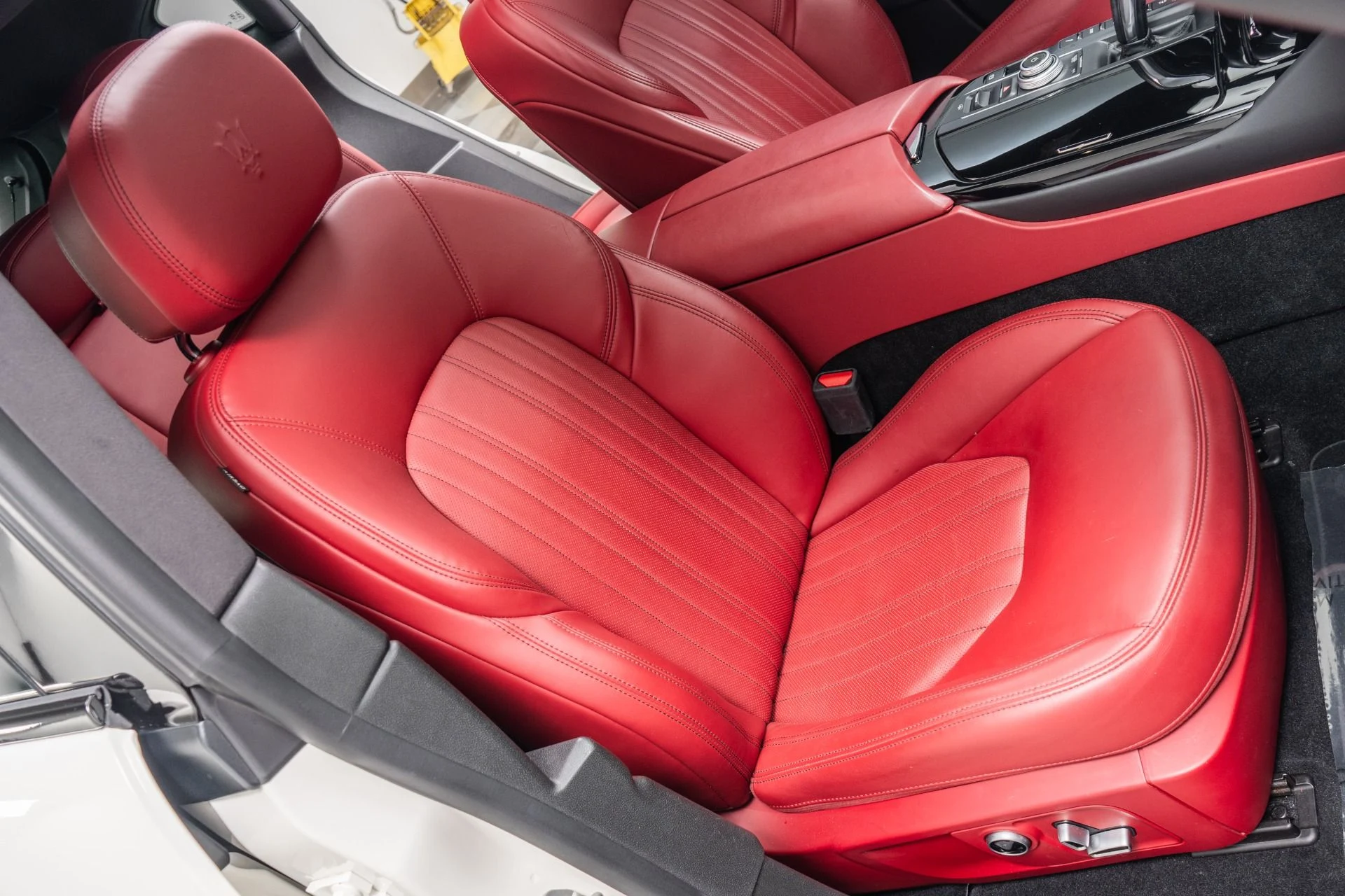 mph024_1155191905_Used_2022_Maserati_Levante_Modena_Nerissimo_Package_Comfort_and_Convenience_Package_1773694217_98773b7927