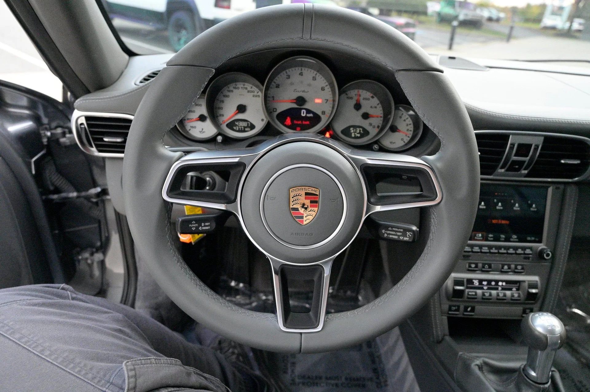 mph024_116321618_77fa0b72e6a54a7dafd410c7462bc625_5faa197aab