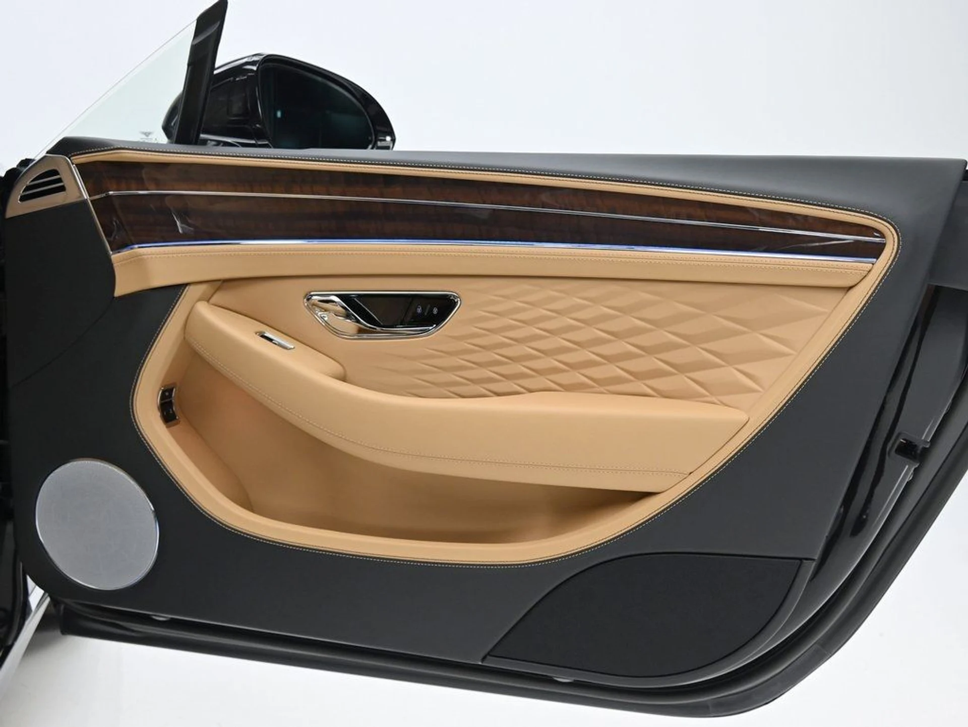 mph024_1166590093_5b2c08bb6c9a5d058c5cf78a573c7344_c7bbad7553