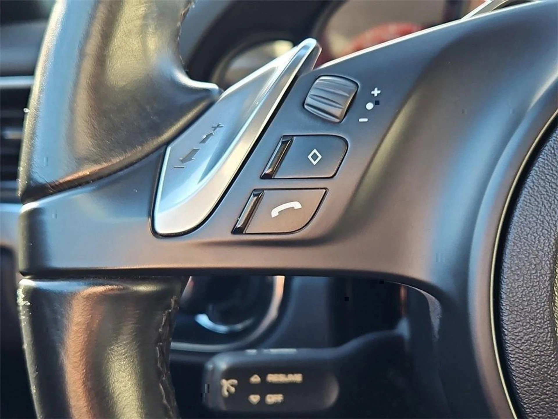 mph024_1167464904_vu_P64fy58y1_RY_3_Dg_Rn_XC_Tc_Na_P1_Y_f986a8c453