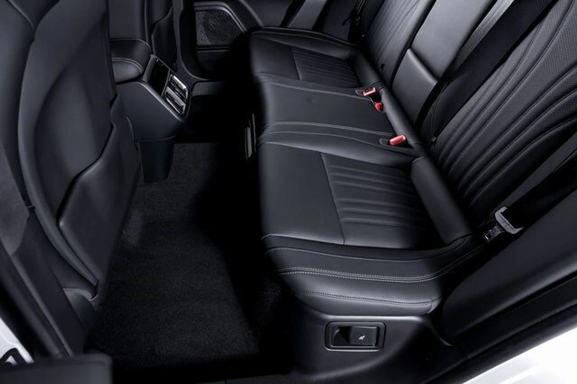 mph024_1170313380_aaf7089bf6fecf352004aa796ffbe37ax_b7206be476