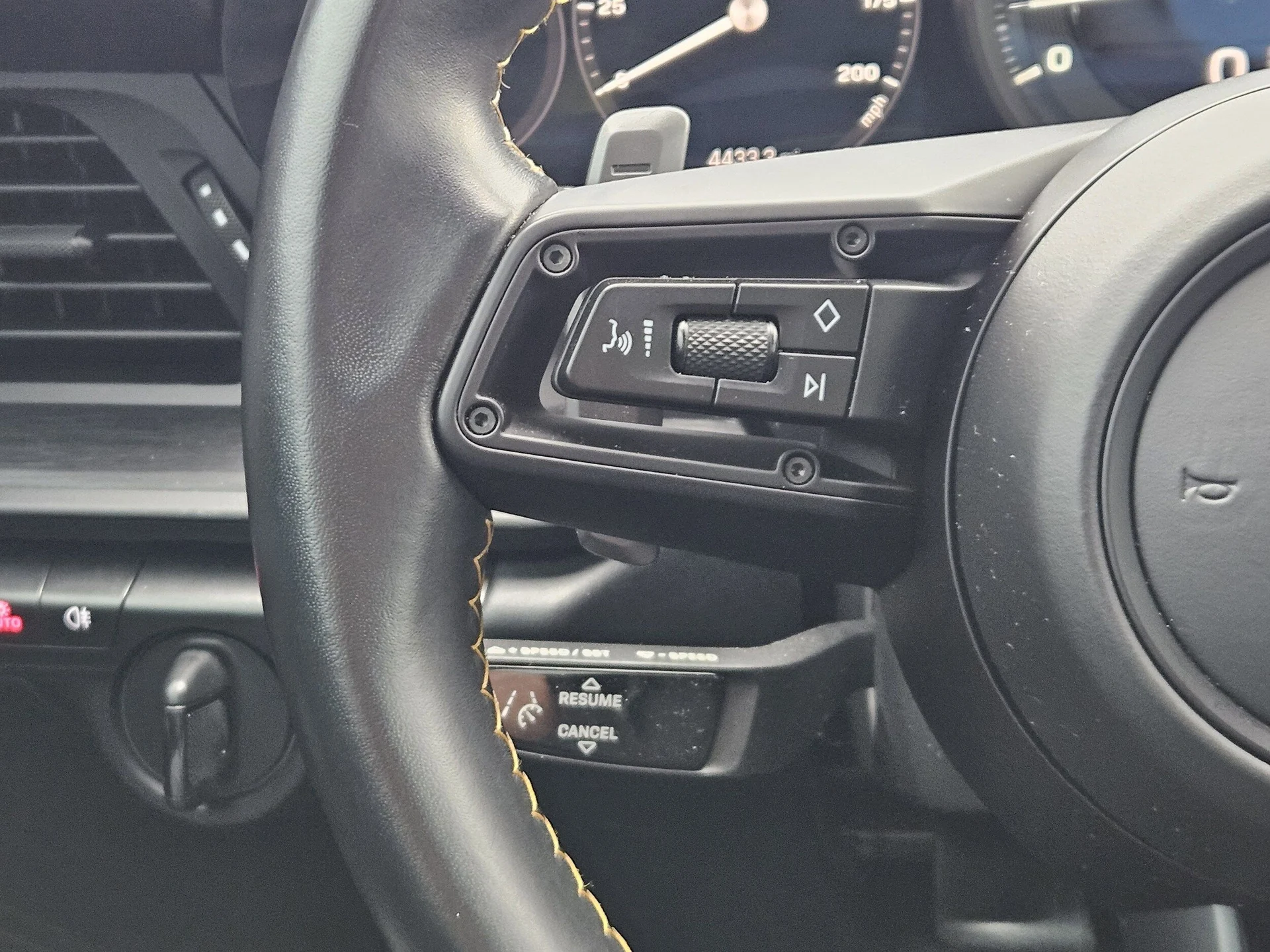 mph024_1177201983_a65f92f7a76bb8667bd80cf69b8b0c1ex_eab84b9557