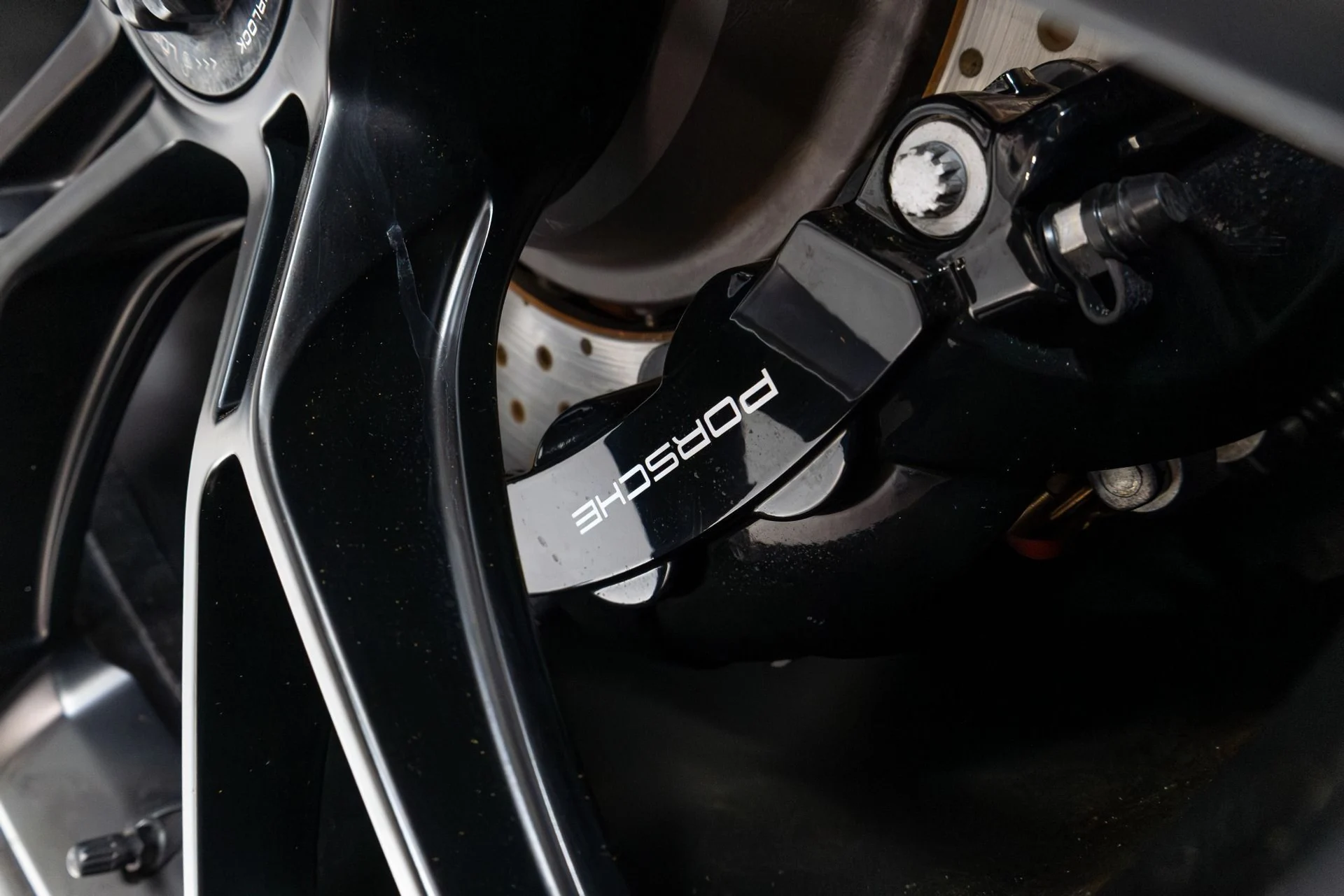 mph024_1181522275_Used_2024_Porsche_911_GT_3_Touring_1770958788_cb3b56ecc6