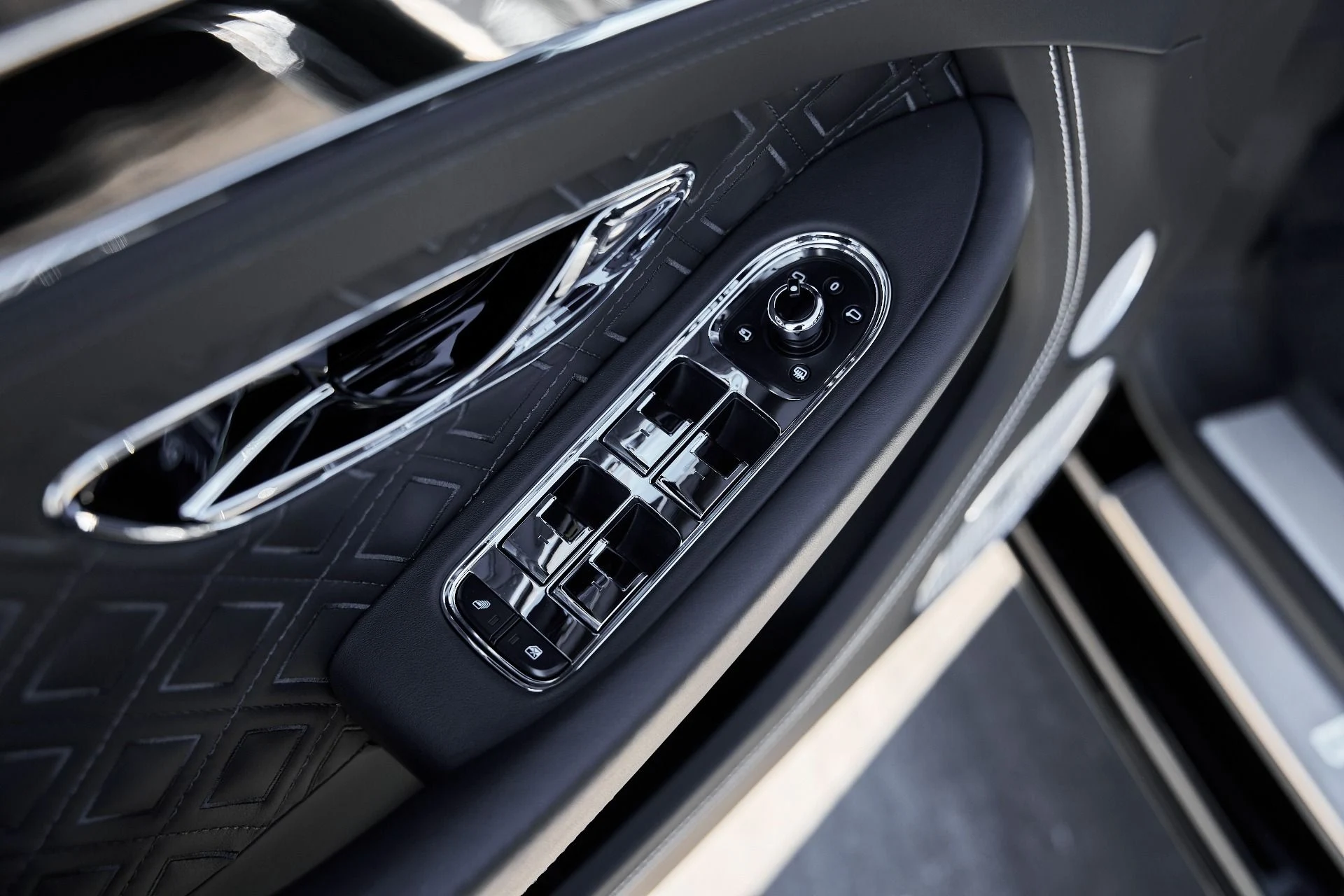 mph024_1181836309_Used_2021_Bentley_Continental_GT_V8_1768615472_7b94336727