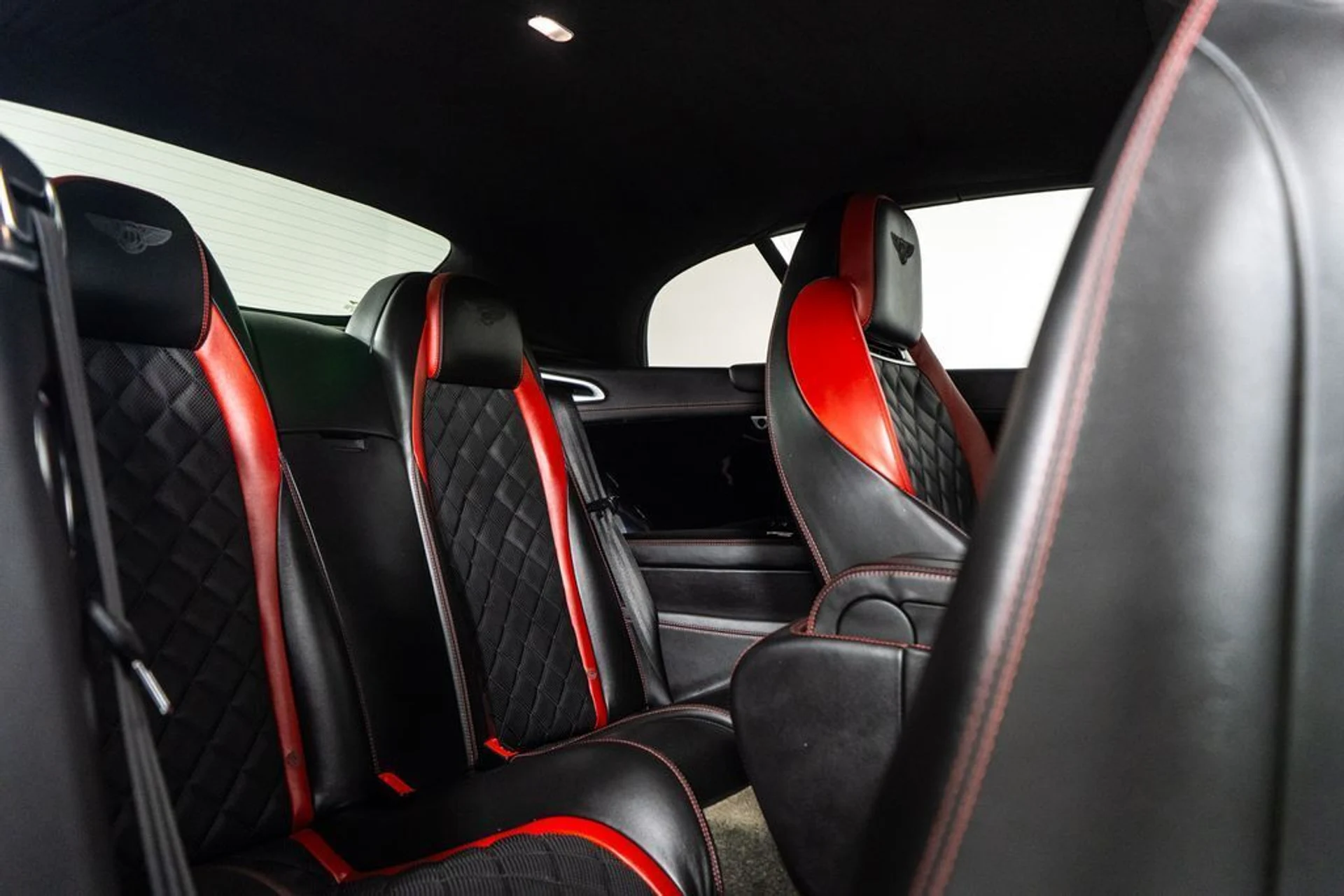 mph024_1182081263_25_26080603_695825e11eb14_9a3476c45c