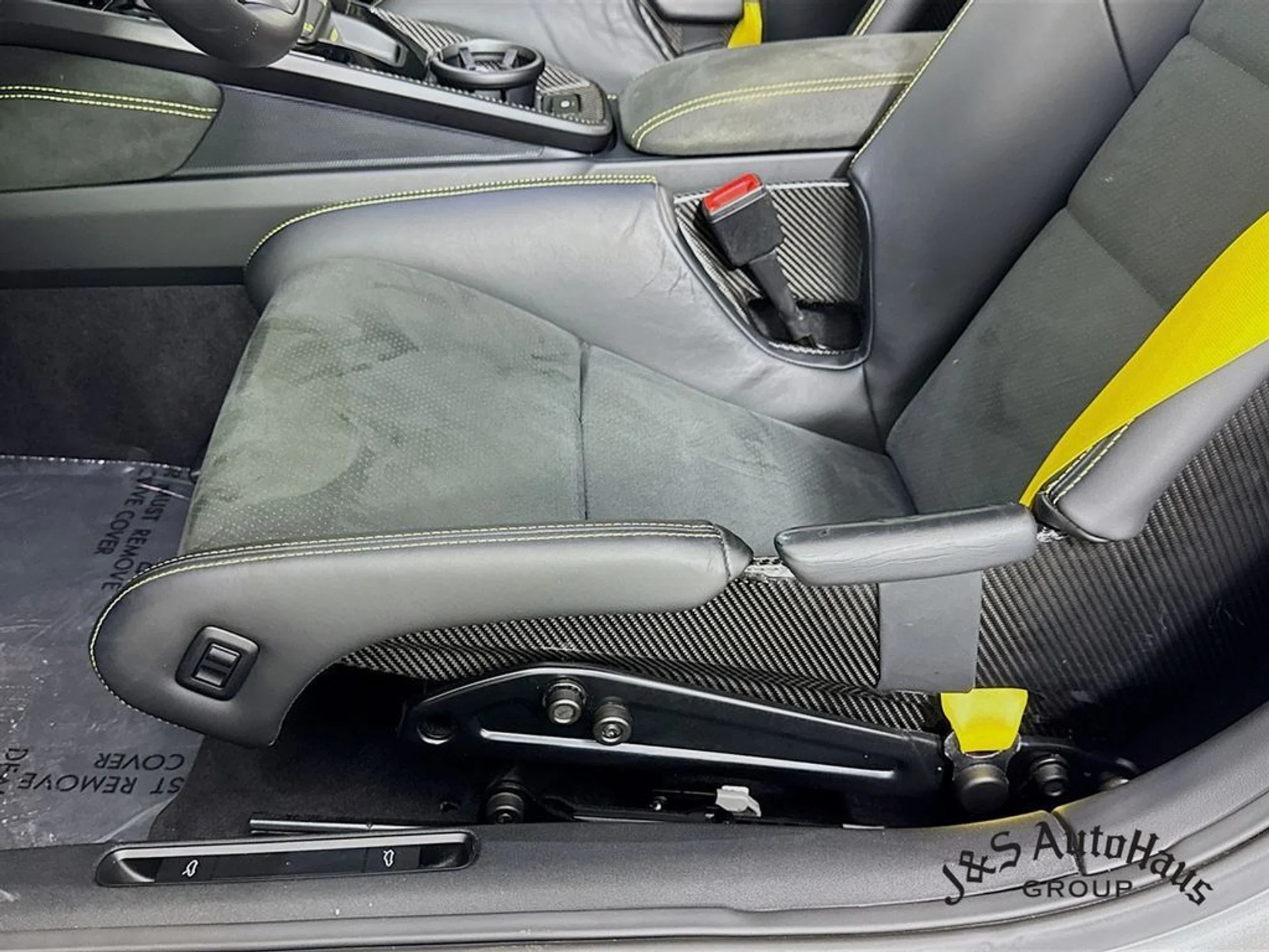 mph024_1191275418_pk2cov06j0qyitvuprurv38mvhez_c5b96b23fd