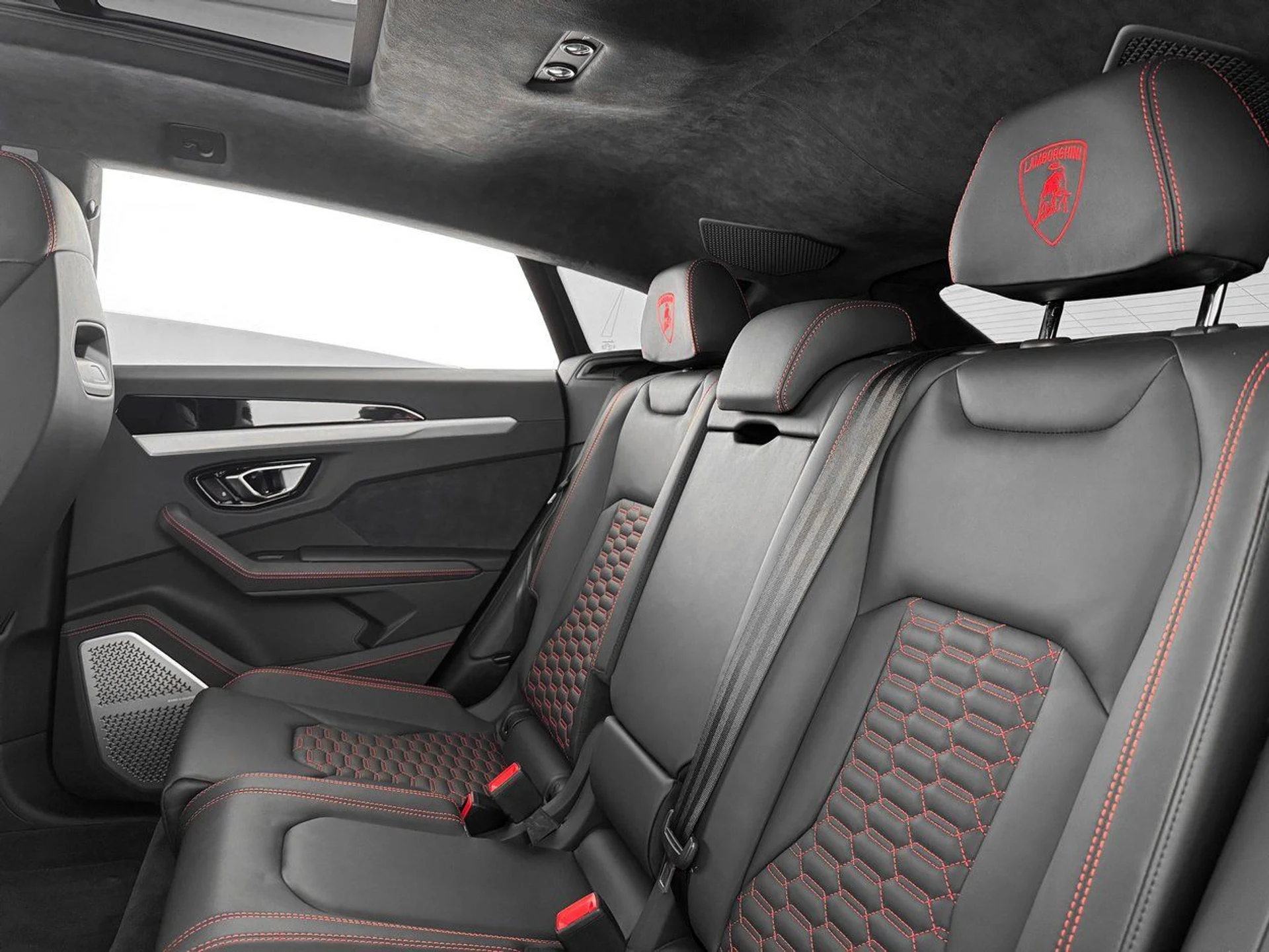 mph024_1192356482_381c1c7fd53e07779d0f8501161e4ddex_015c19e35a