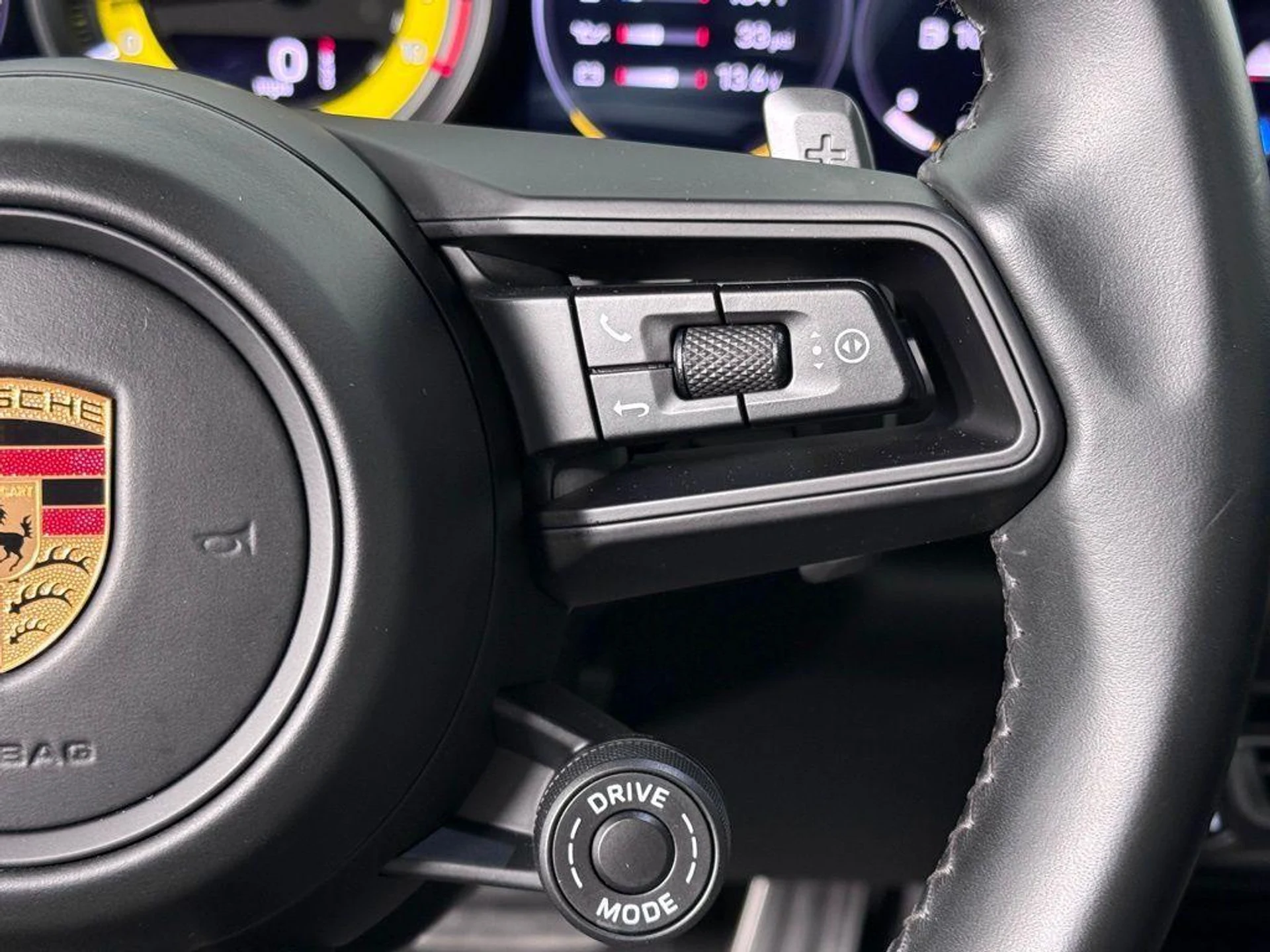 mph024_1193341206_a7o_Rw_W_Brm_Ul_Svzj4_Bpk_ED_Pt2r4_a0ba59a92a