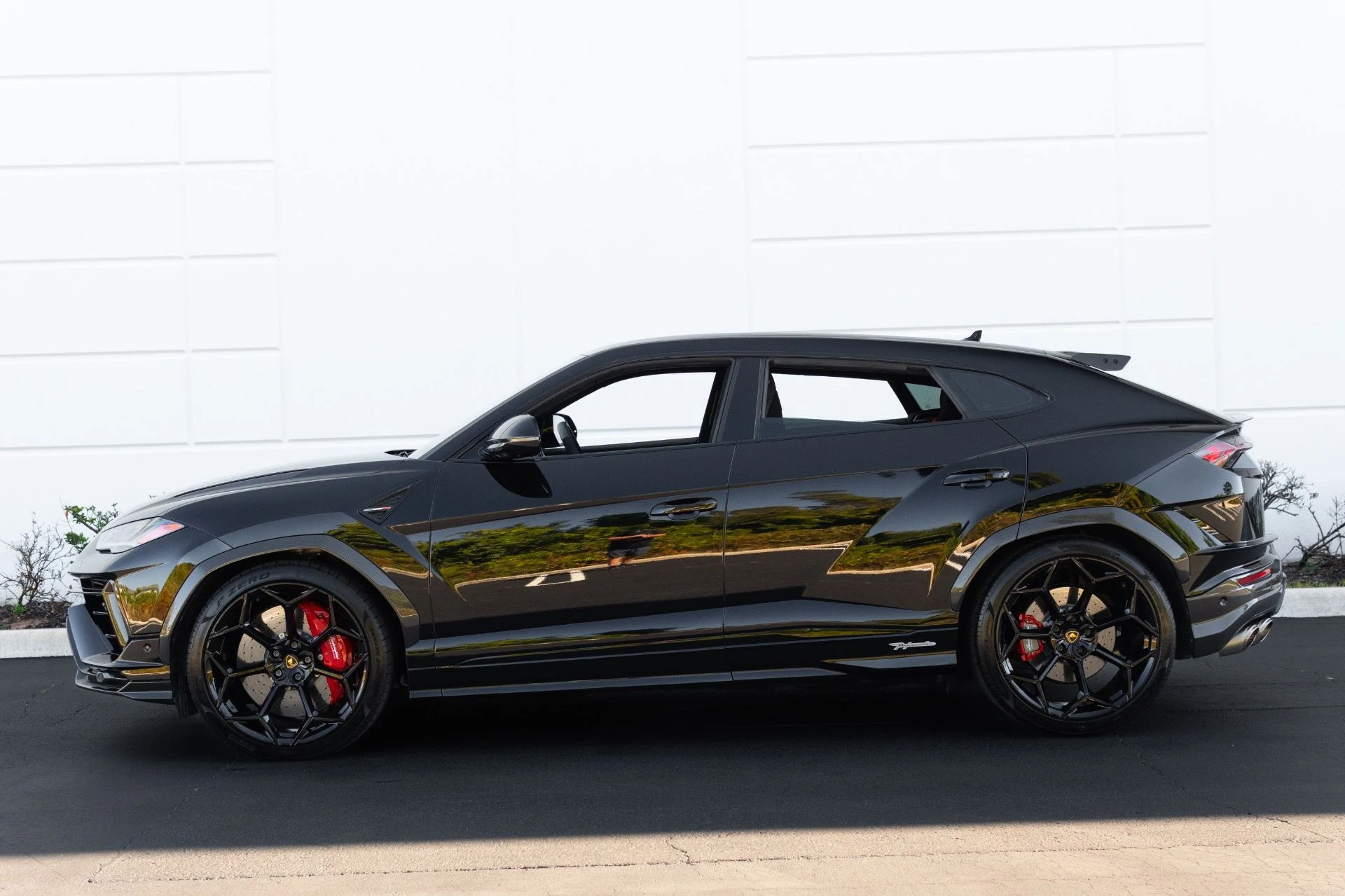mph024_119743899_Used_2024_Lamborghini_Urus_Performante_1770940170_65b8df9b78