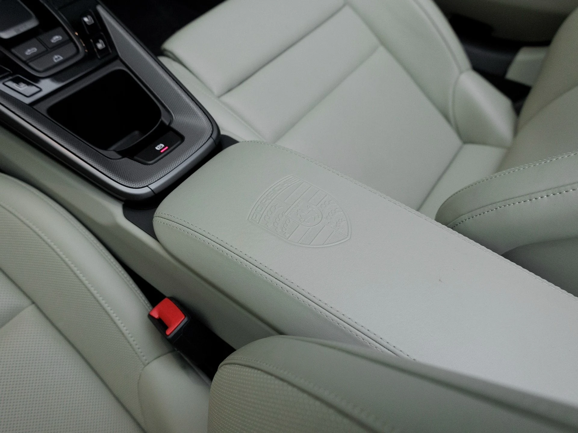 mph024_1197819299_25_3a565384ef