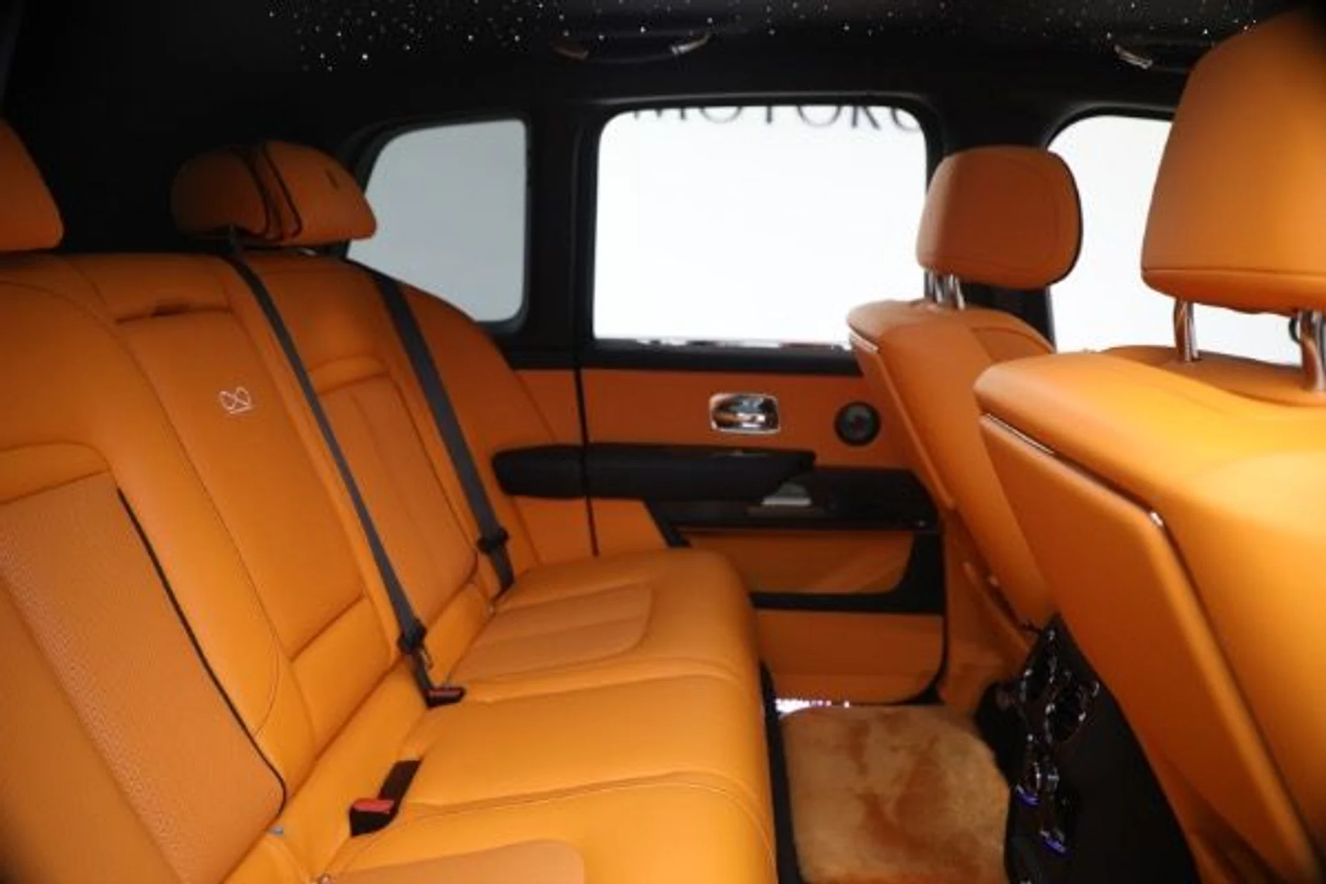 mph024_1198429170_Used_2024_Rolls_Royce_Black_Badge_Cullinan_b562381620