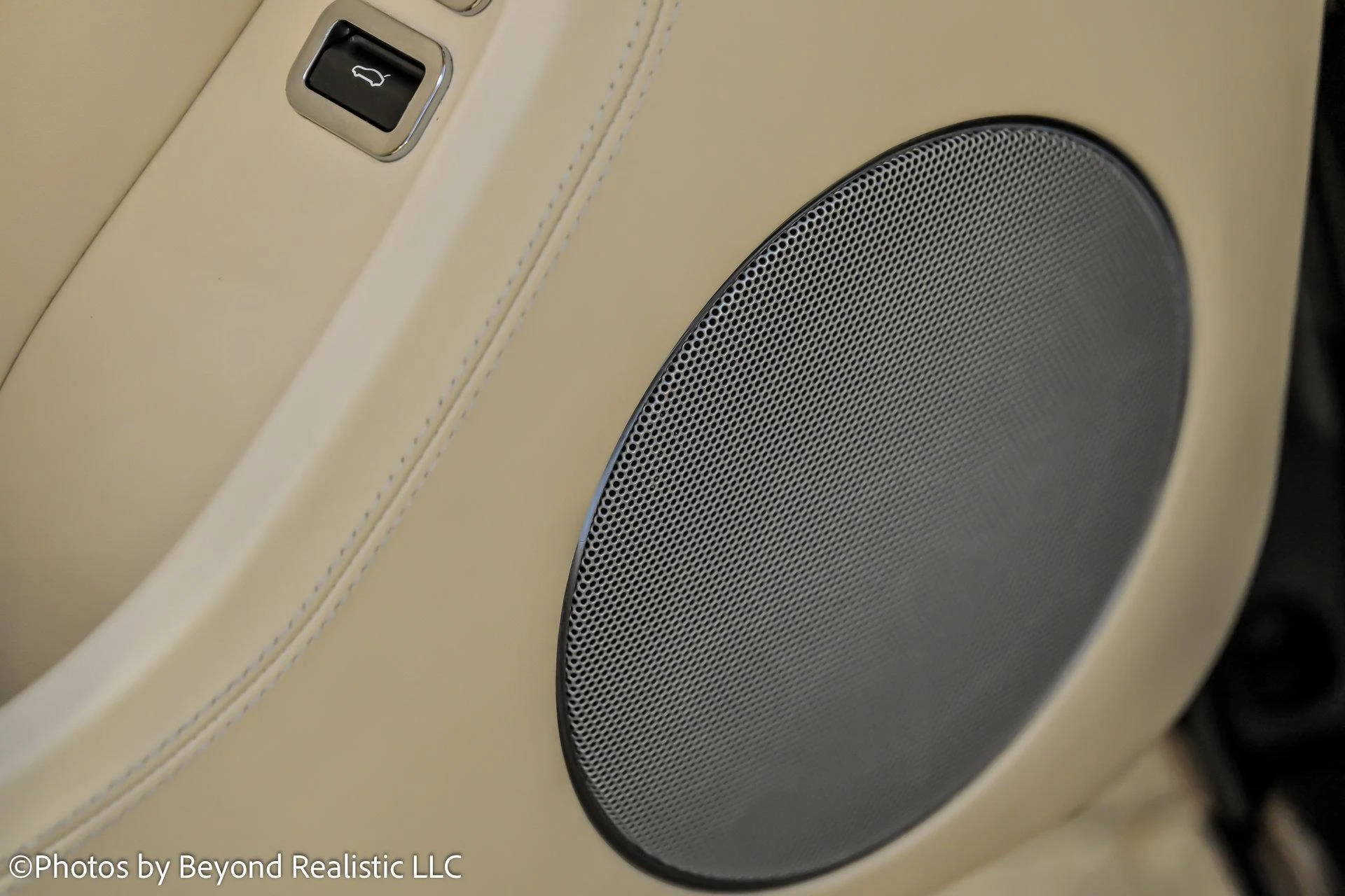 mph024_1201887132_Used_2020_Bentley_Continental_GT_V8_Convertible_1762592989_fd583ae281