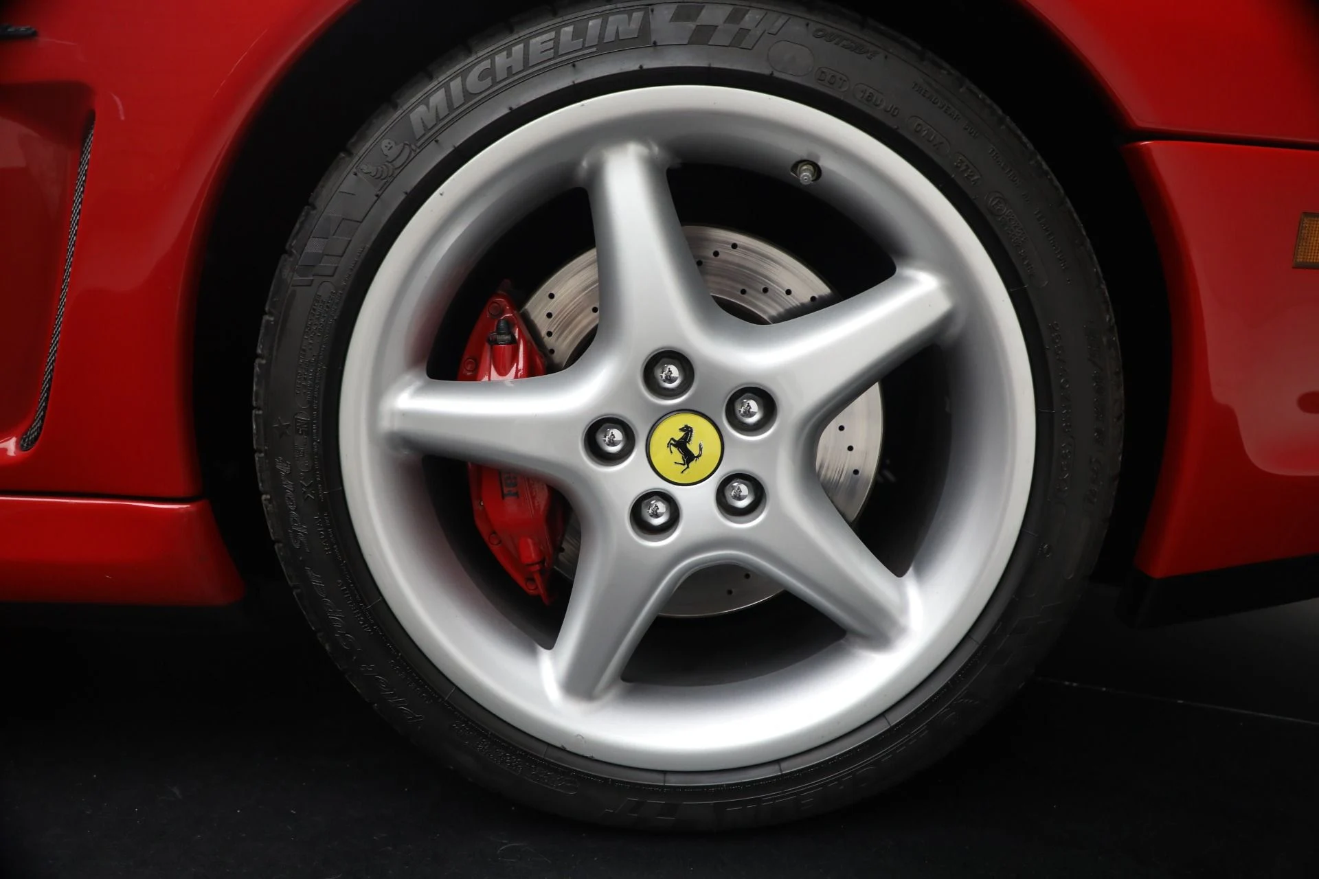 mph024_1202438043_Used_2000_Ferrari_550_Maranello_1789139800_2aee442f5b
