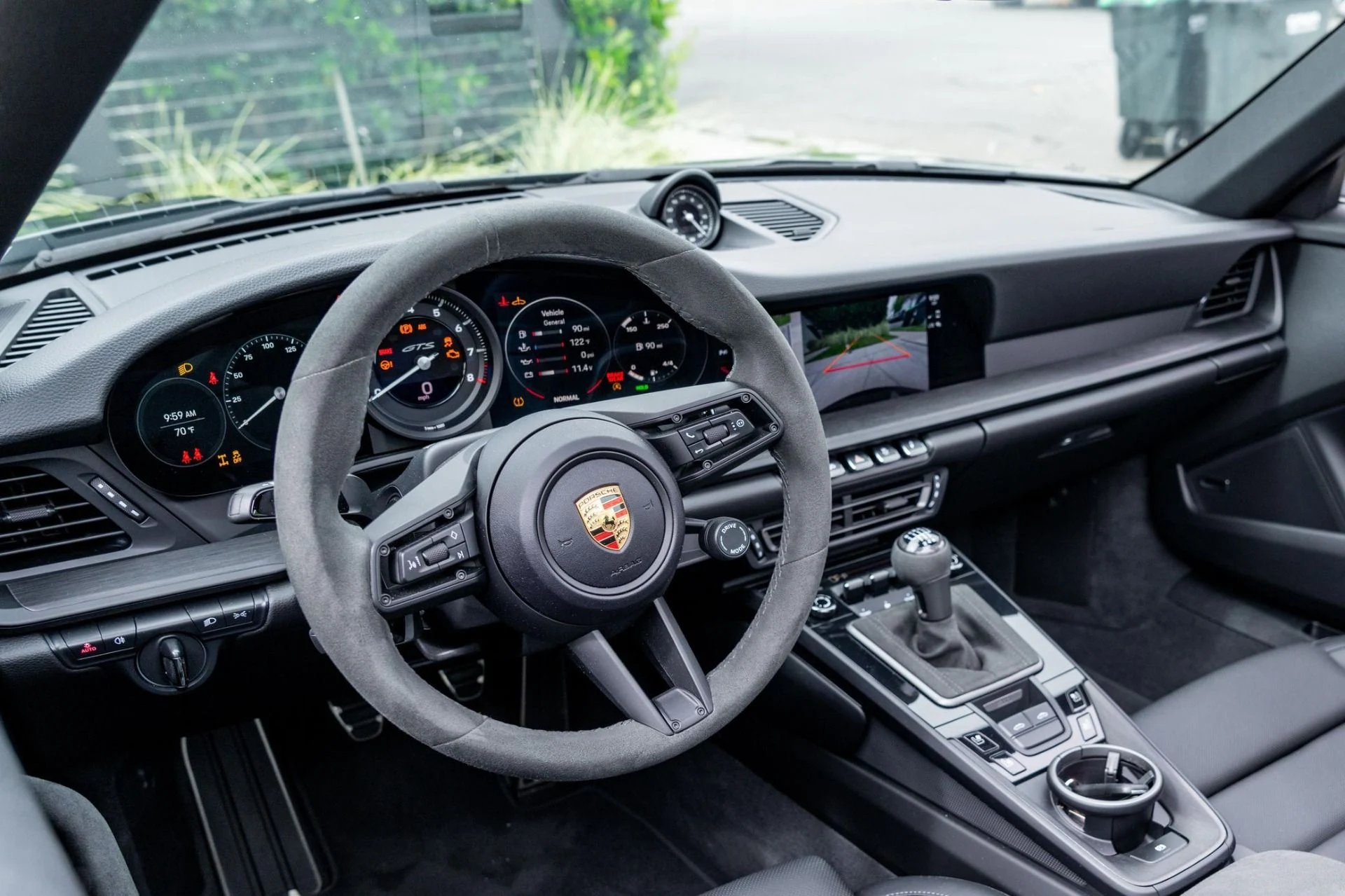 mph024_1203898996_Used_2024_Porsche_911_Targa_4_GTS_1782170139_923a983462