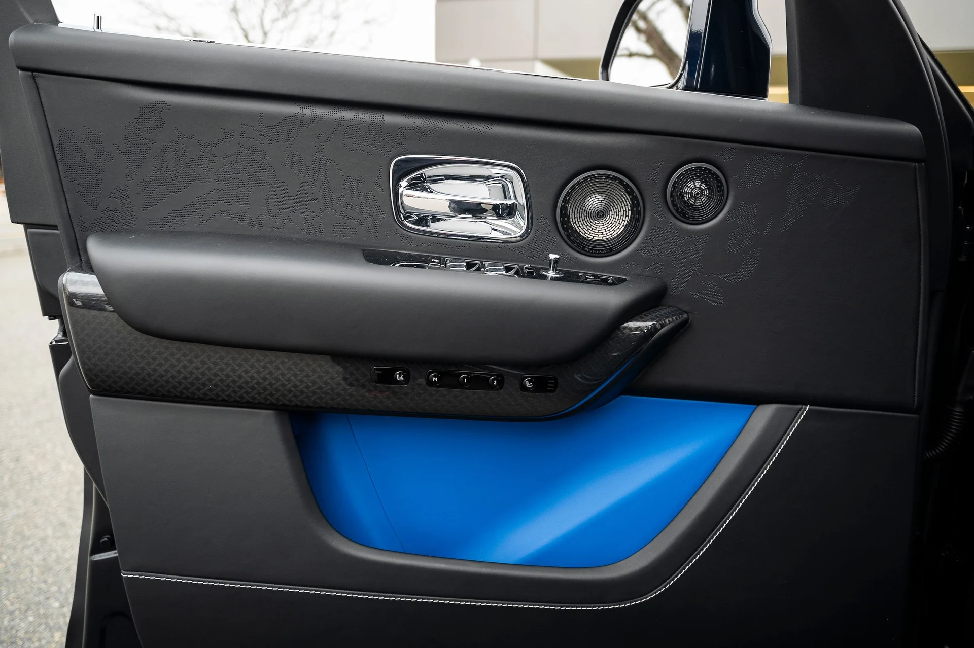 mph024_1228419109_d0ff6ab0251541a5a79be072db8d108a_0247224d64