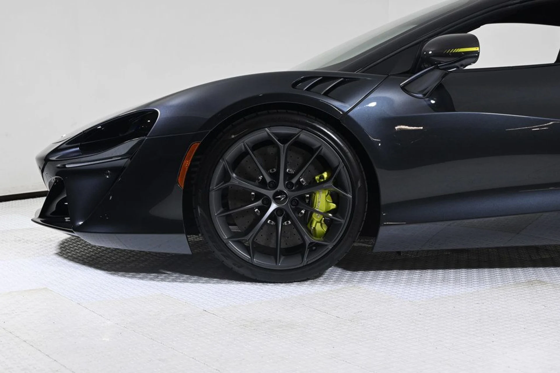 mph024_1238397065_new_2026_mclaren_artura_techluxspider_11350_22992420_25_1024_37cd251200