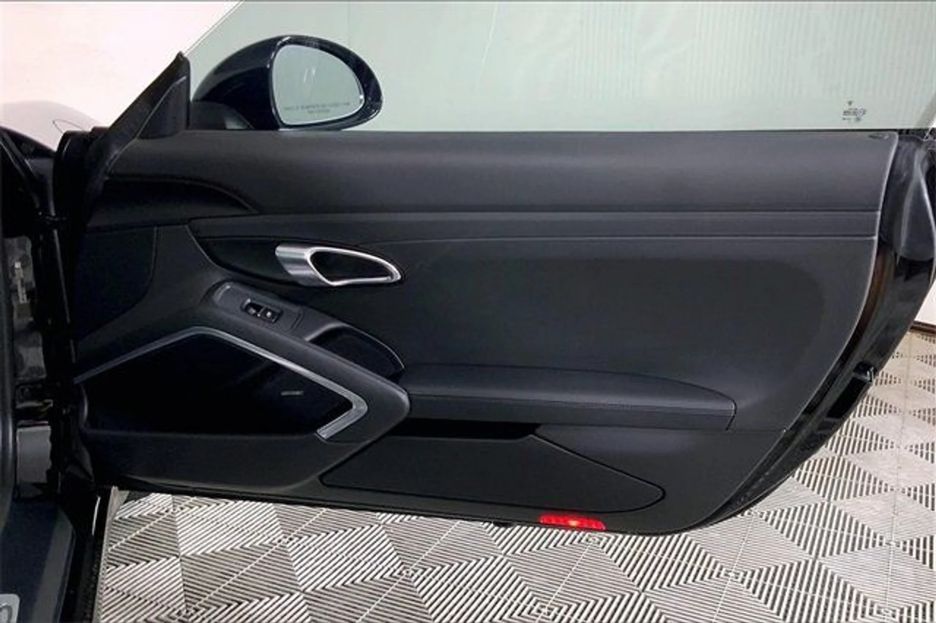 mph024_1241273237_09fa0dab3a9aa1e9eb7577814b0ebb28_f5383951c0