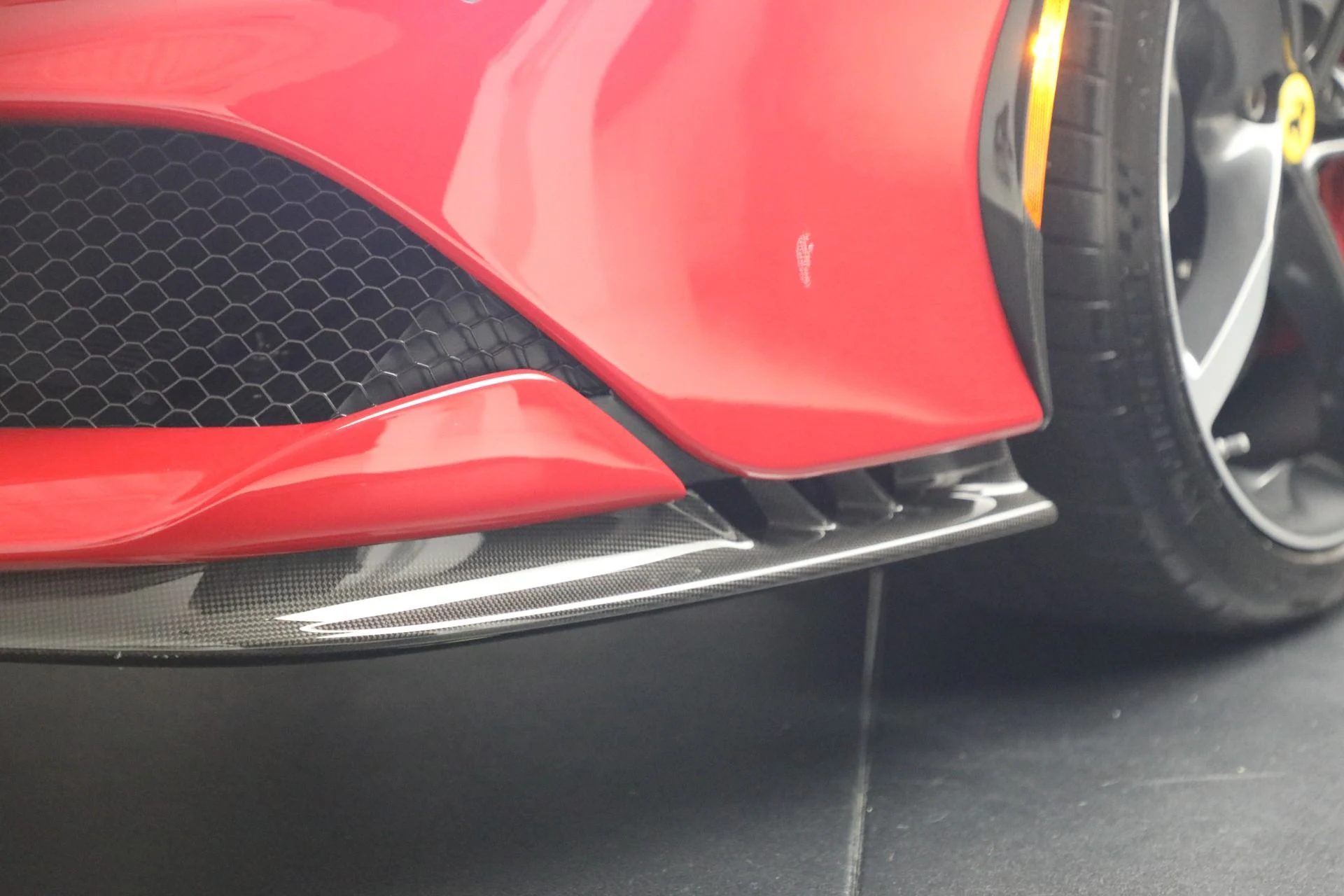 mph024_1242238638_Used_2023_Ferrari_SF_90_Stradale_1787320276_2a11080874