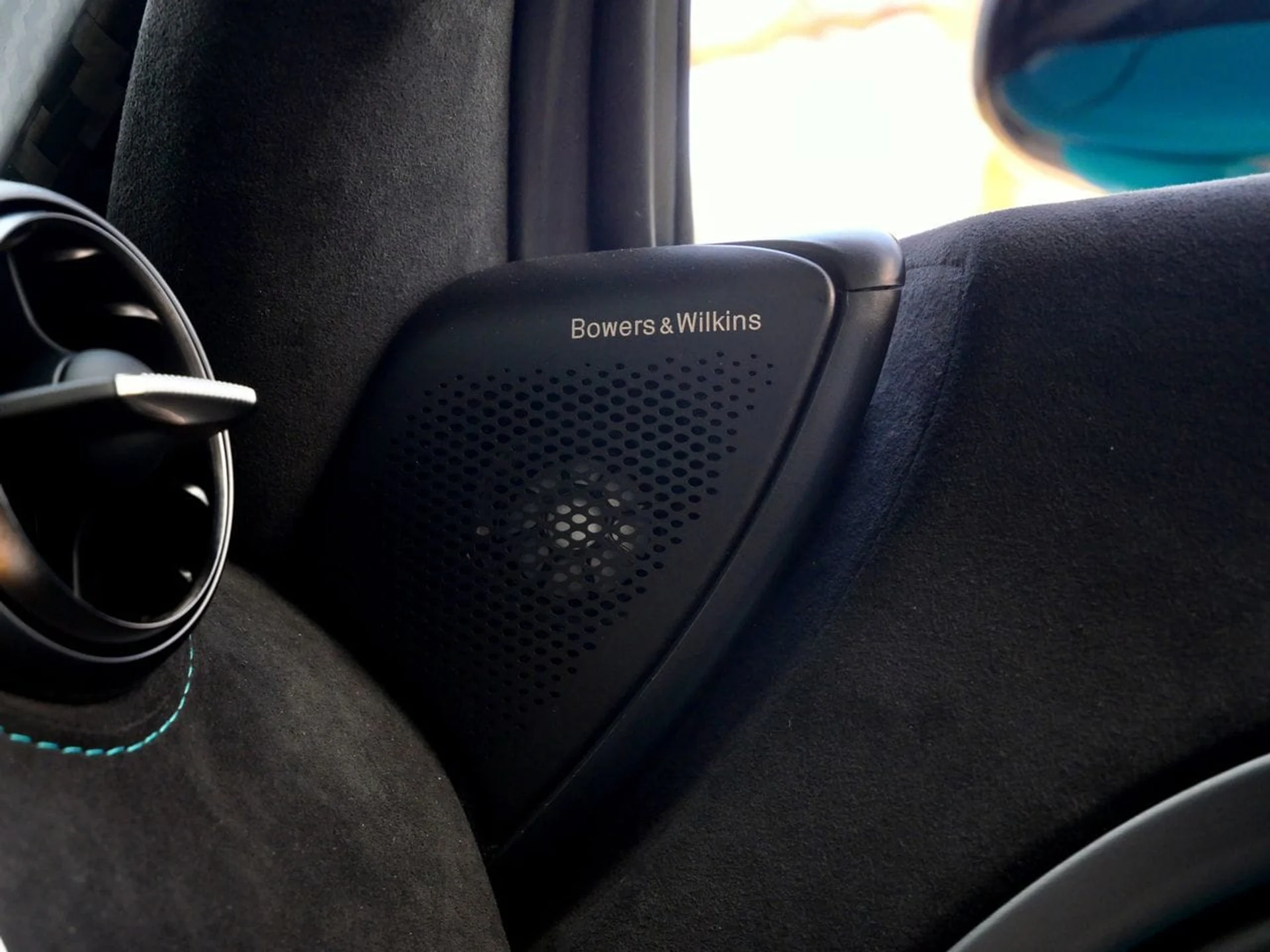 mph024_1242286597_bd19331091aec4cb279bd22440b69e61x_05dd97b673