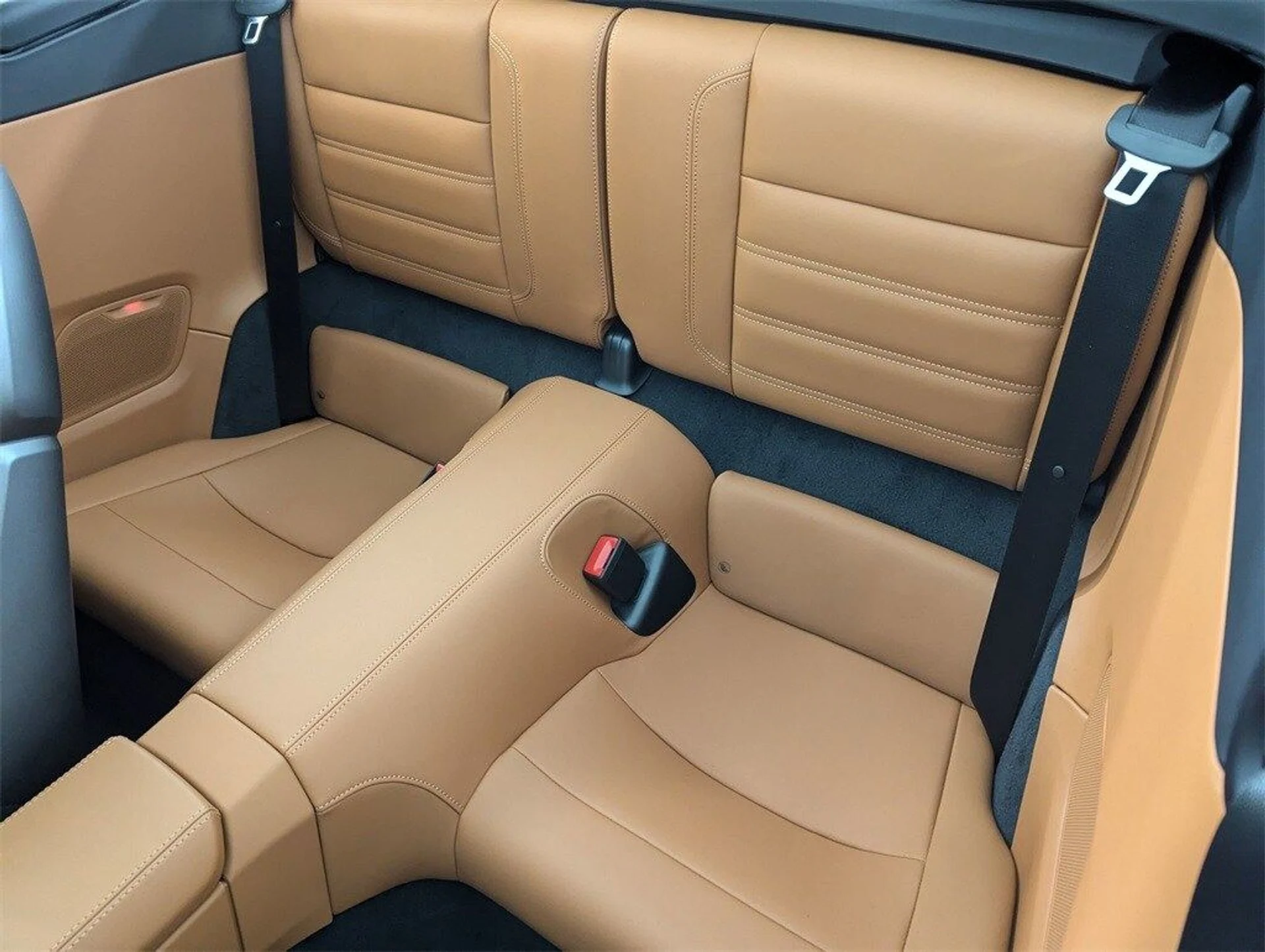 mph024_1244349259_8ba3435ec0be14eacce2561d850b8fb4x_938daaa7b5