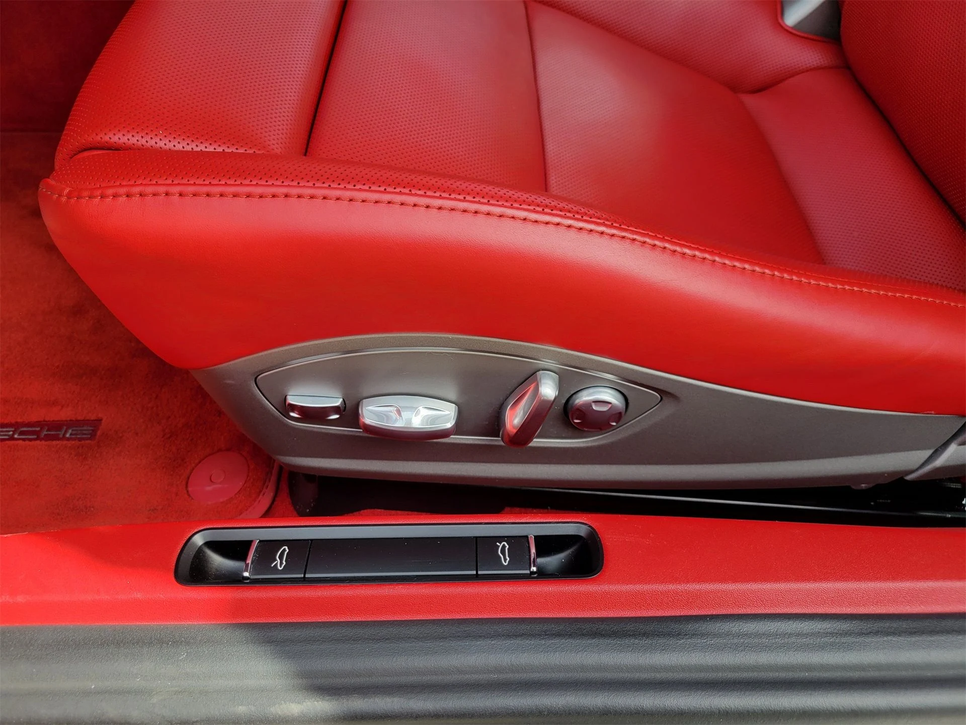 mph024_124601847_d99e74a6a4dad00cff6c6bdf8dc1b0d4_2122e753a8