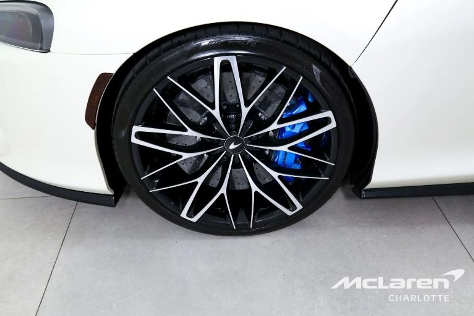 mph024_1253253393_Used_2022_Mc_Laren_GT_92a8638aad