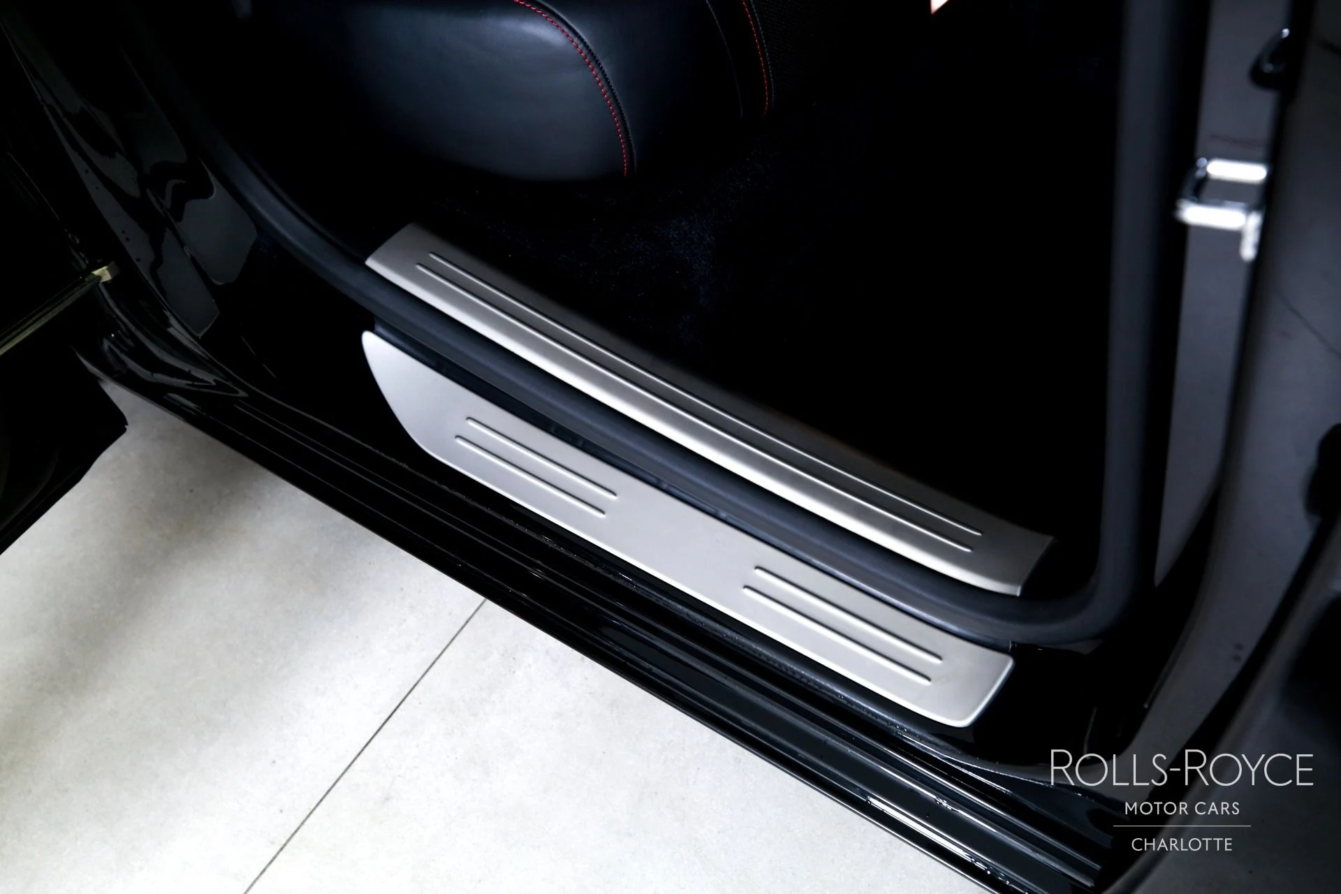 mph024_125413663_Used_2019_Rolls_Royce_Ghost_1769449572_621666c50d