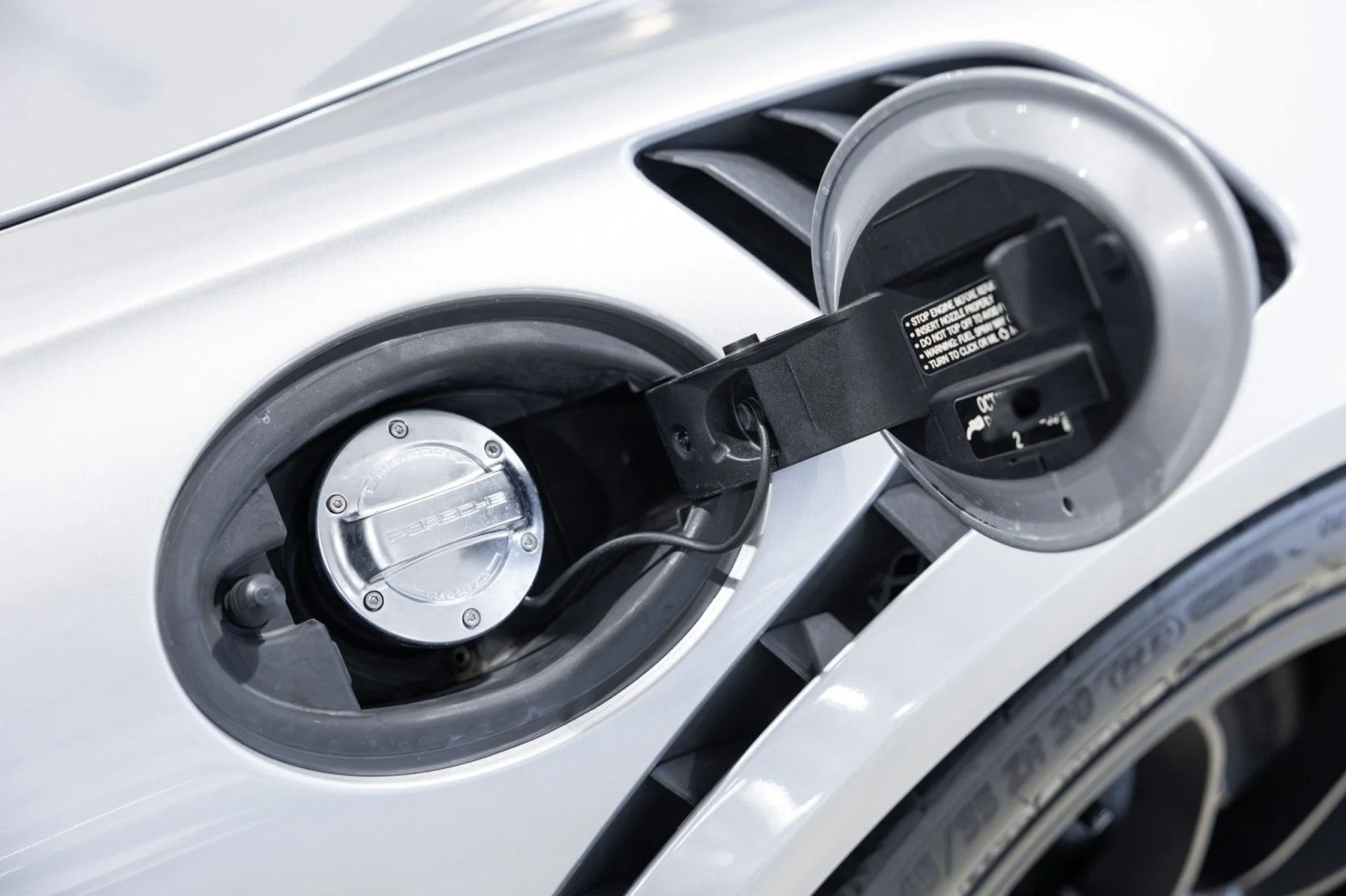 mph024_1255015466_9_Q_bfb5b15f14