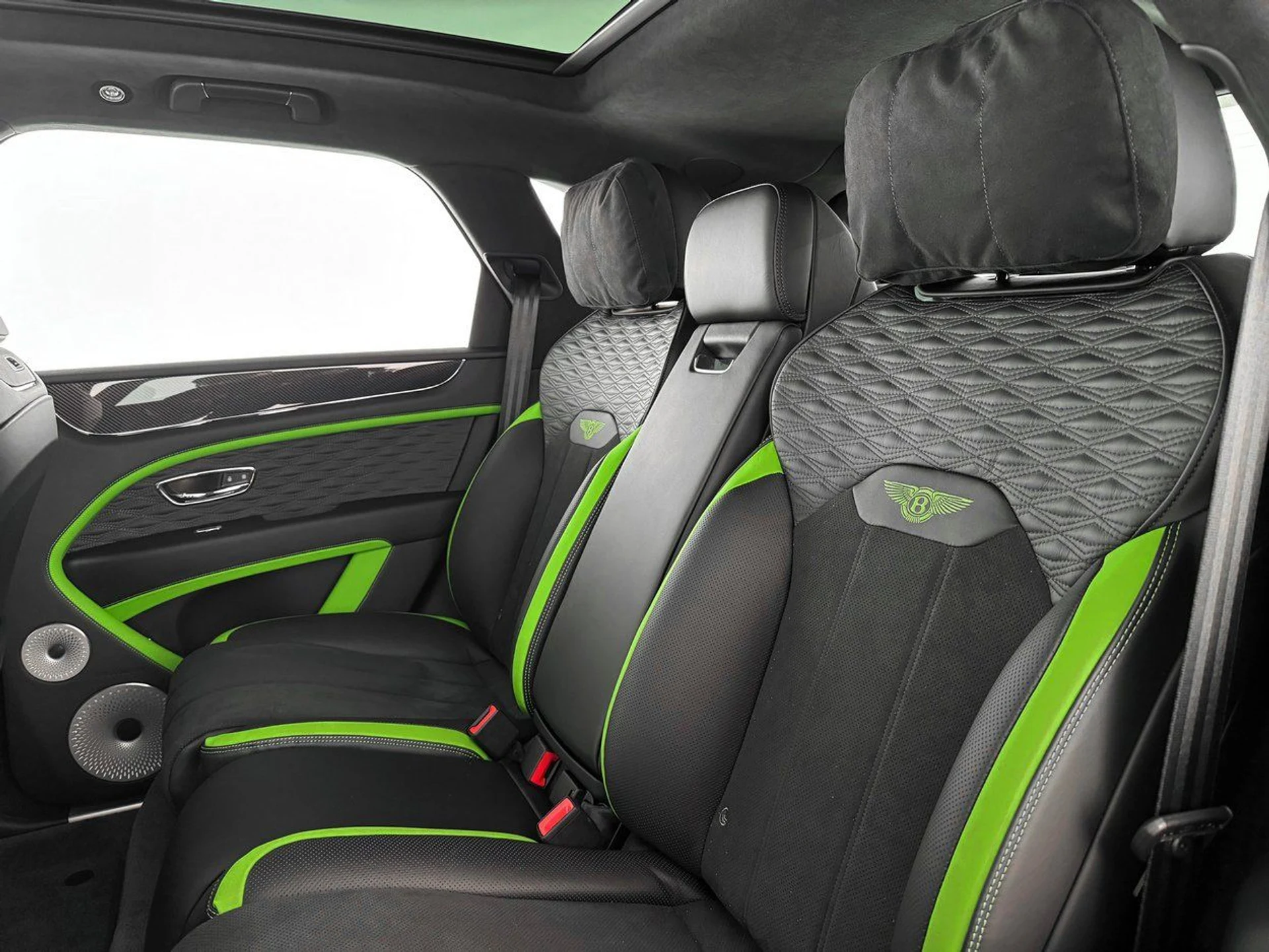 mph024_127314455_a7e283e69e2a318bcf422843223c142fx_2395397888